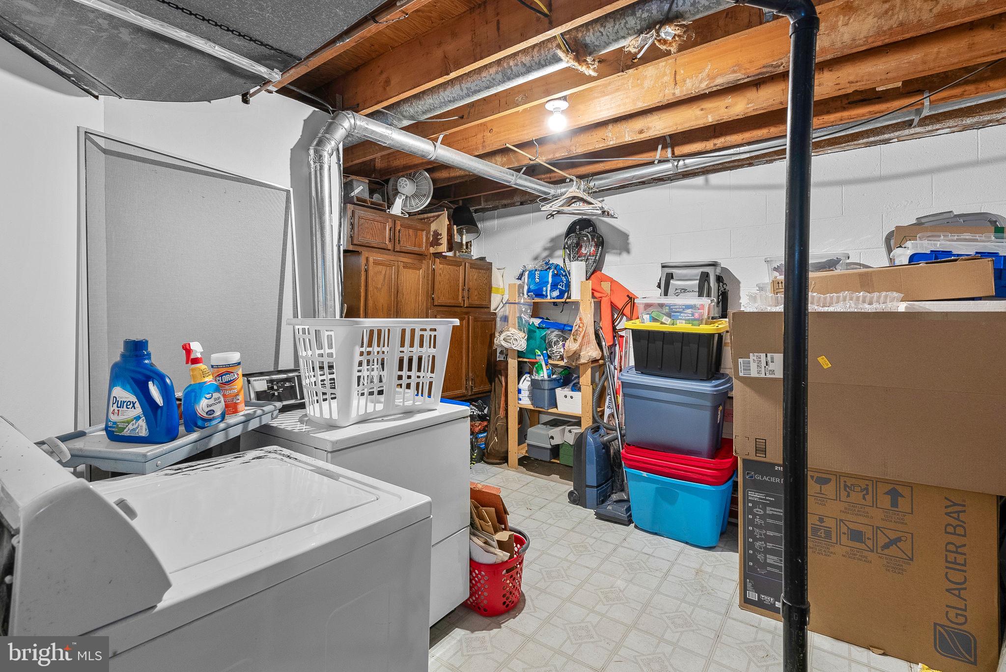 LAKE BRADDOCK - Residential