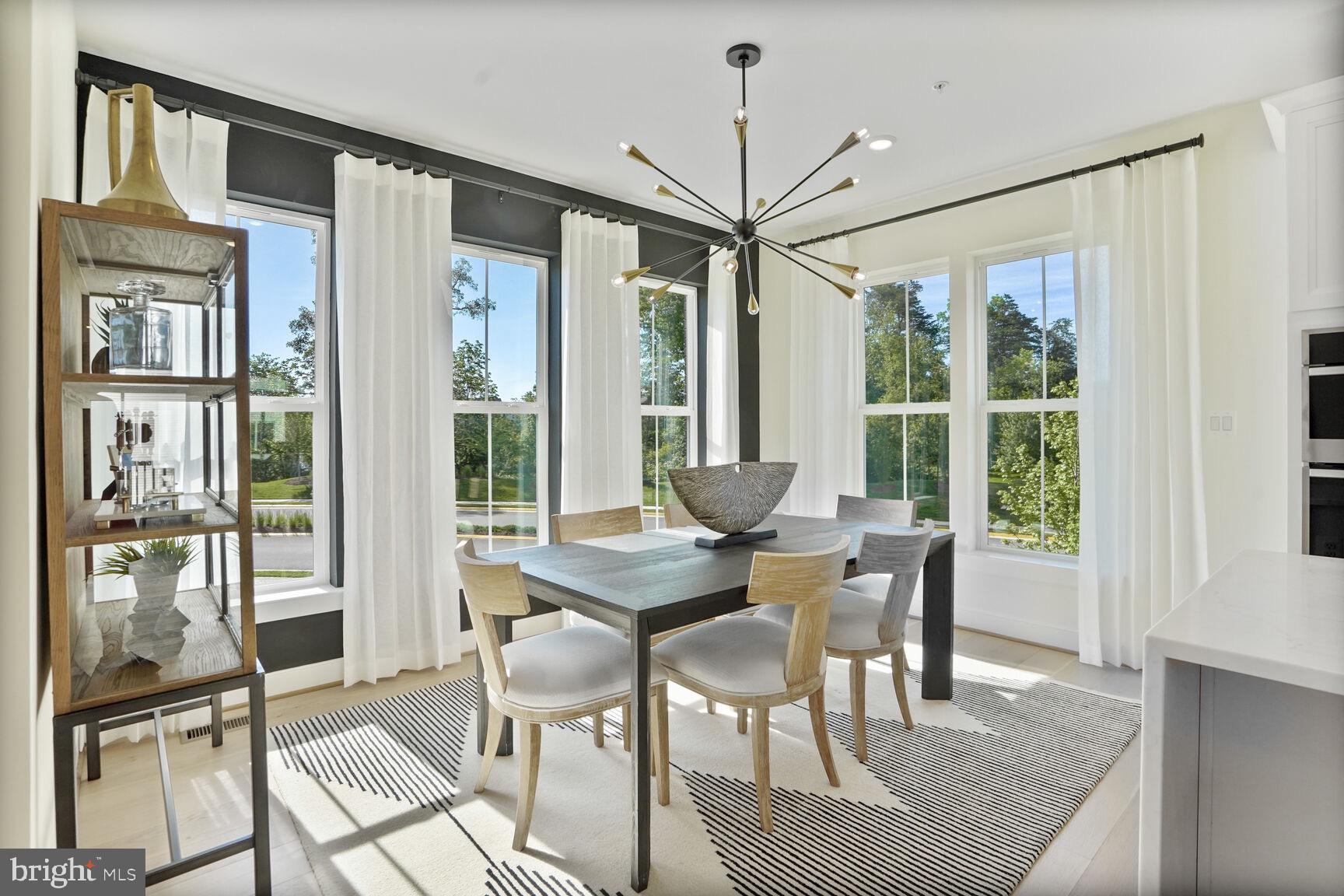 DOWNTOWN BRAMBLETON - Residential
