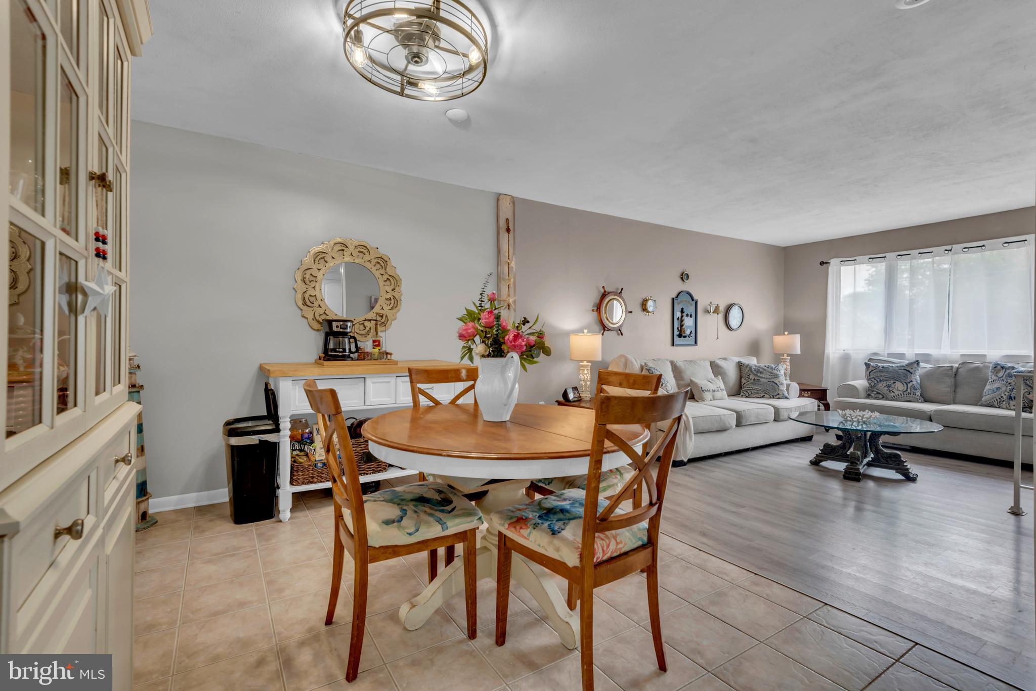 CASTLE MARINA - Residential