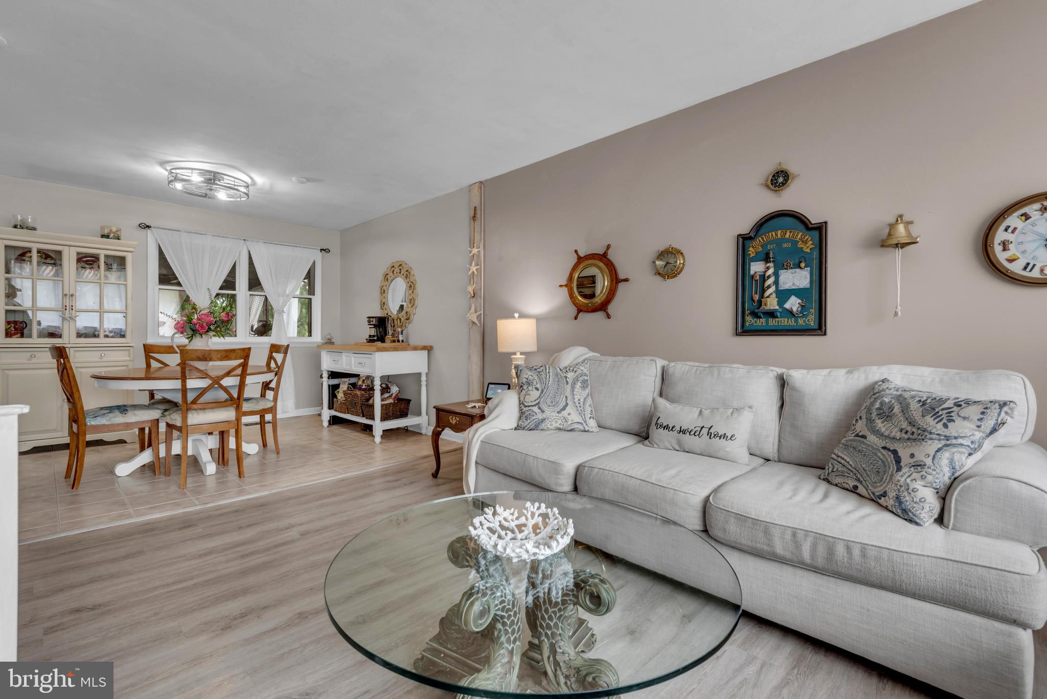 CASTLE MARINA - Residential