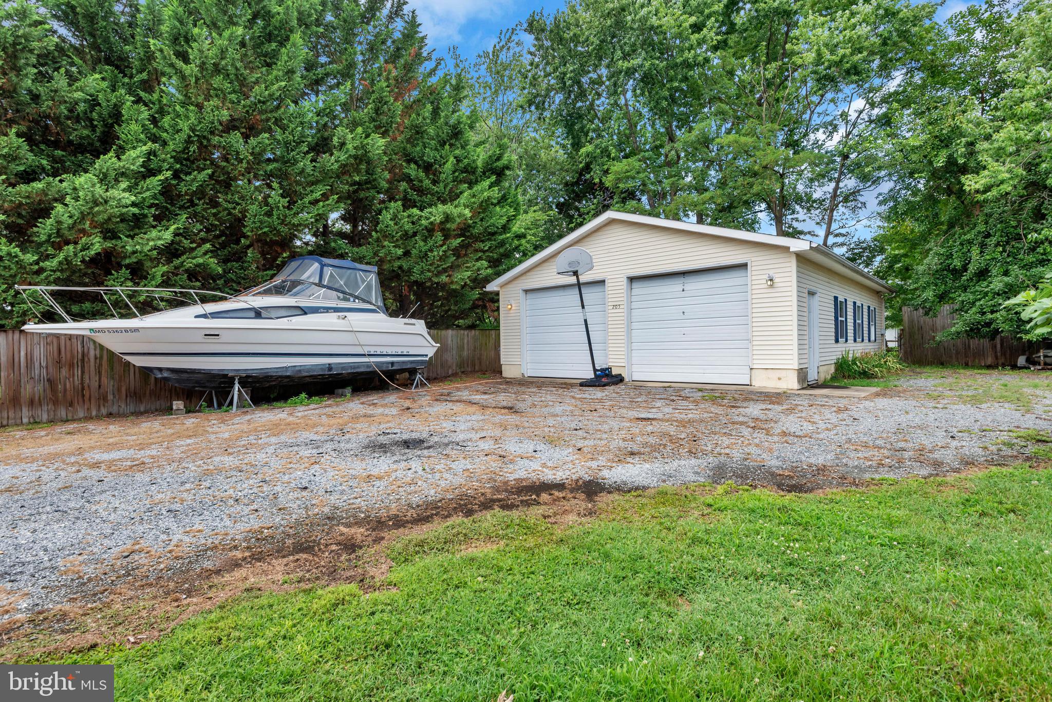CASTLE MARINA - Residential