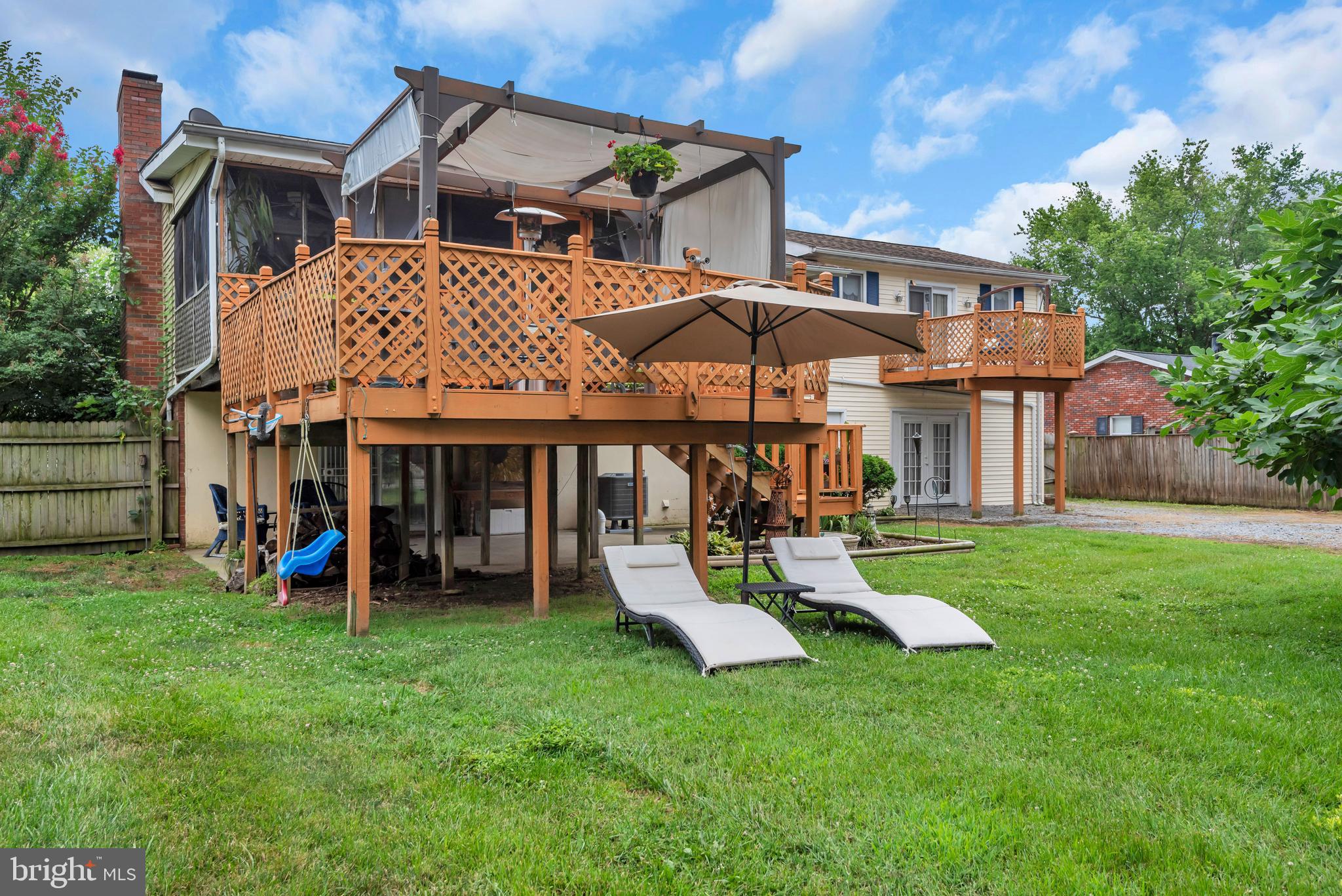 CASTLE MARINA - Residential
