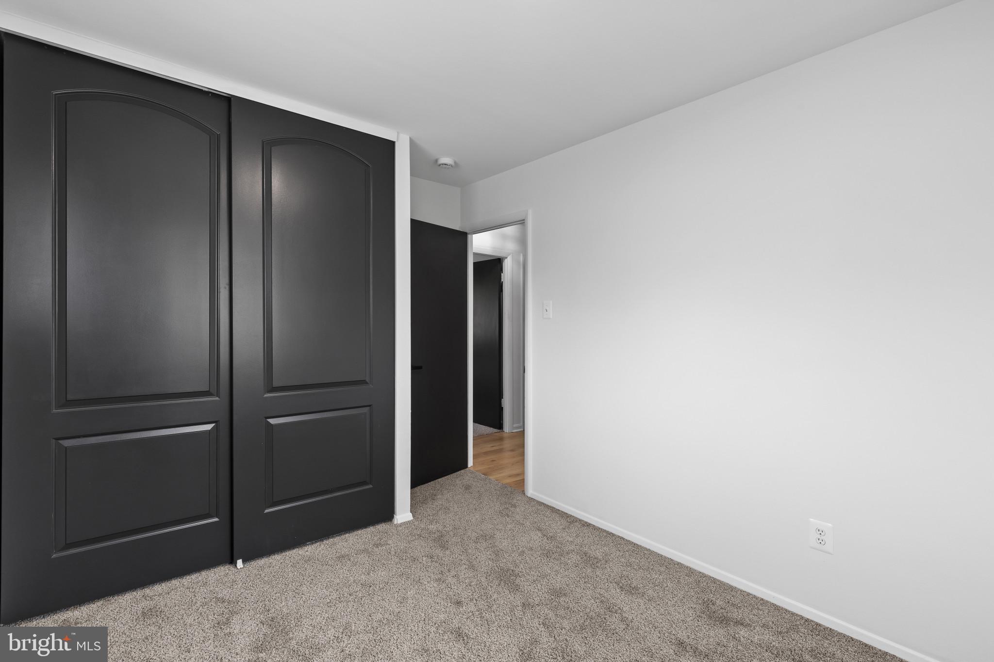 NORTH LAUREL PARK - Residential