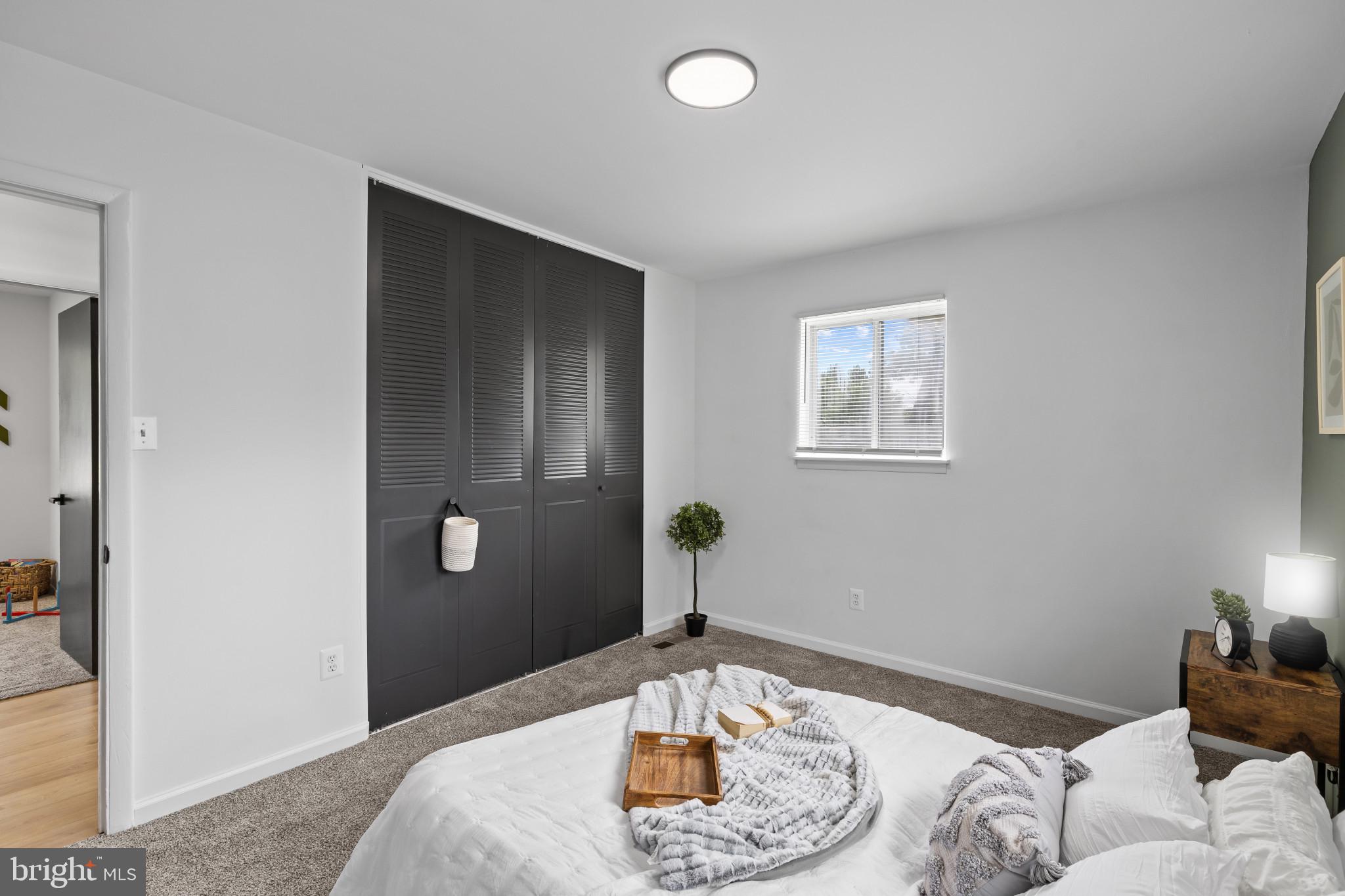 NORTH LAUREL PARK - Residential