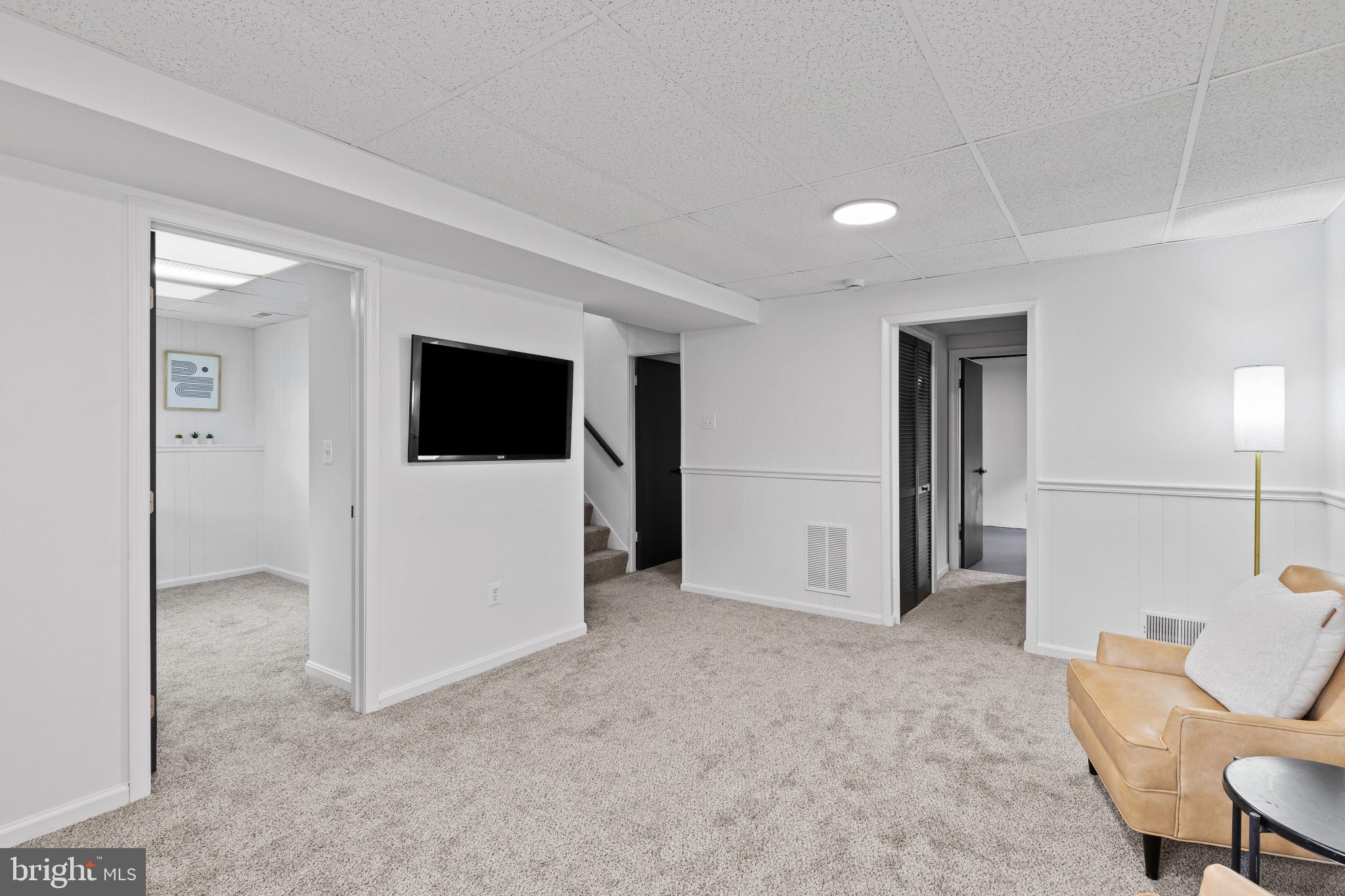 NORTH LAUREL PARK - Residential