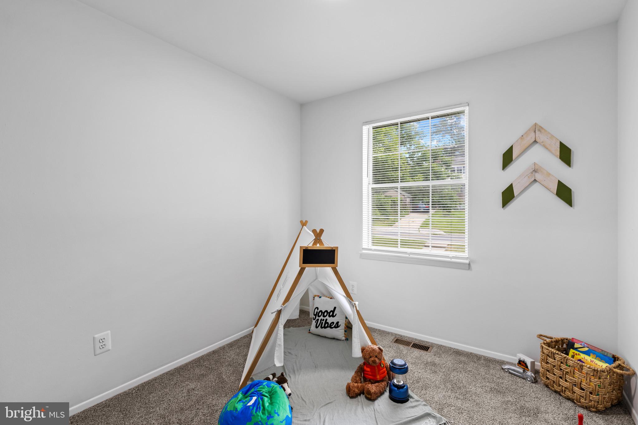 NORTH LAUREL PARK - Residential