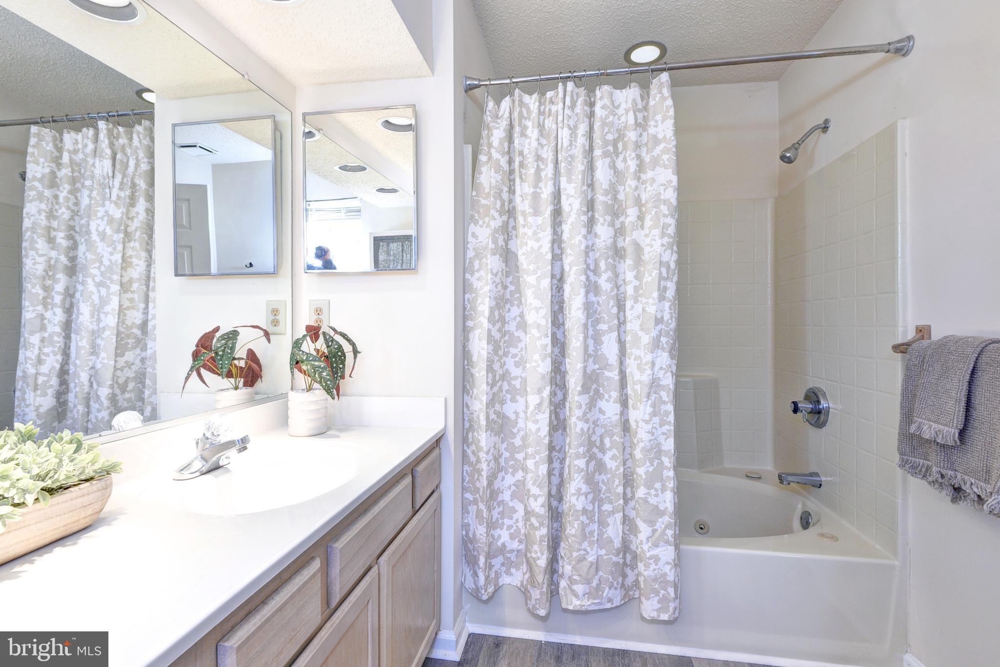 KILN CREEK - Residential
