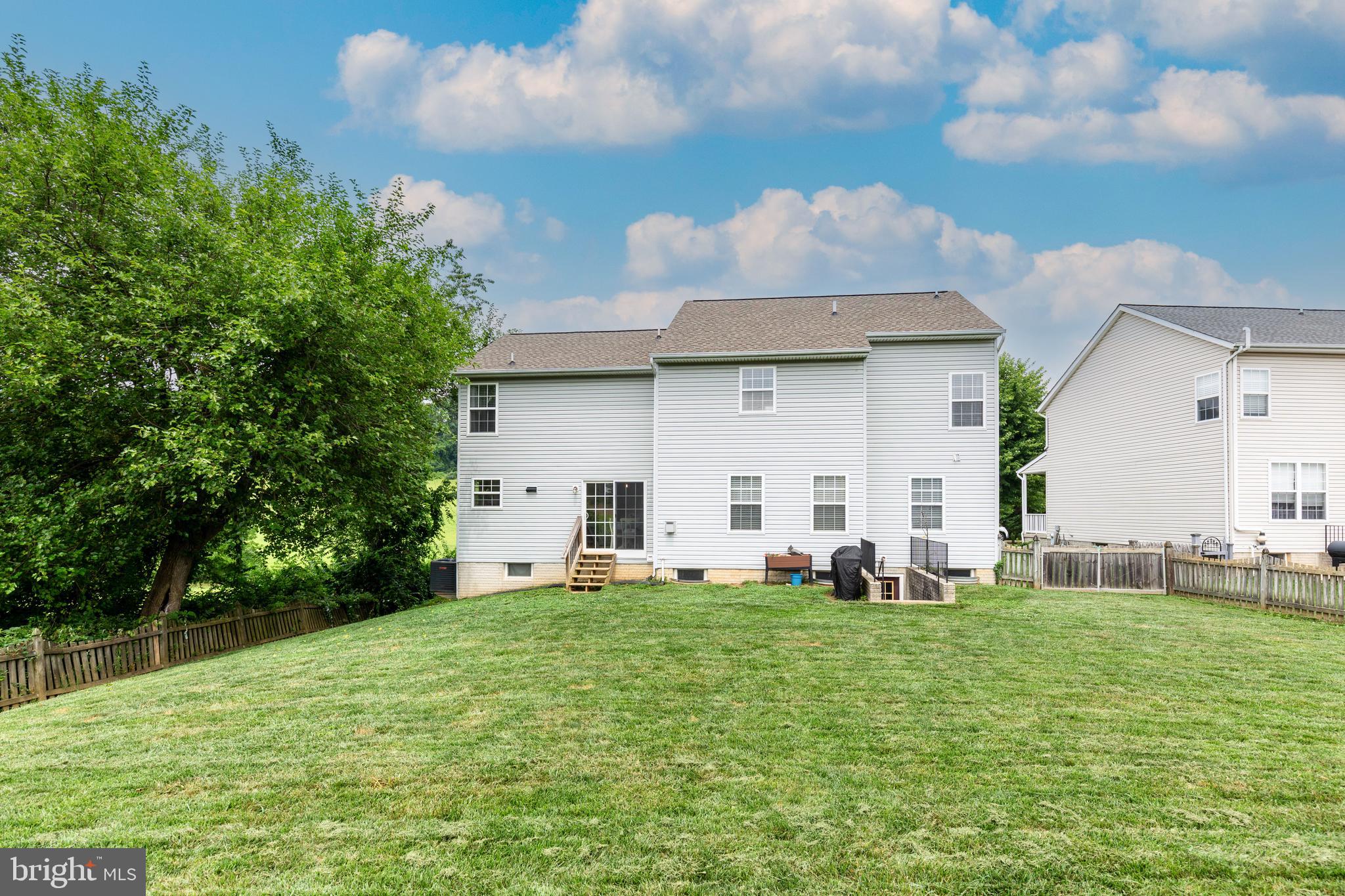 HALLIE HILL FARM - Residential
