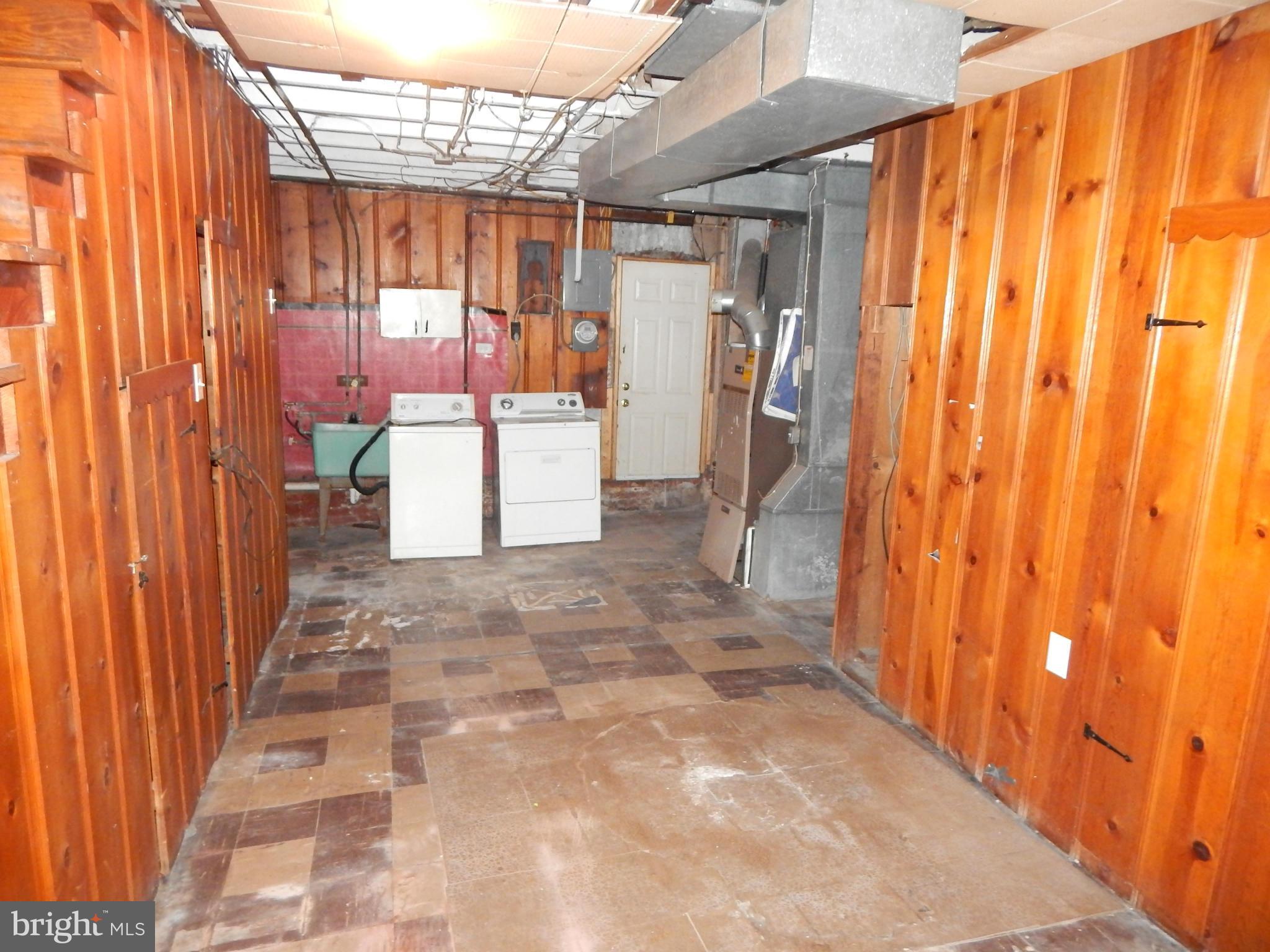 HIGHLANDTOWN - Residential