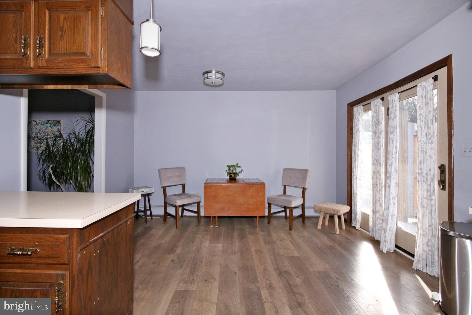 BLUE MOUNTAIN VIEW - Residential