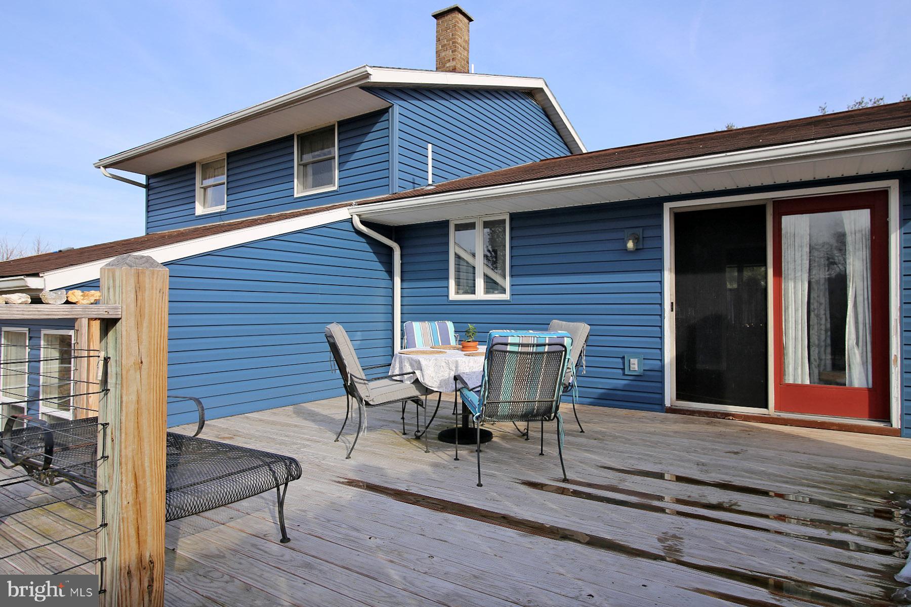 BLUE MOUNTAIN VIEW - Residential