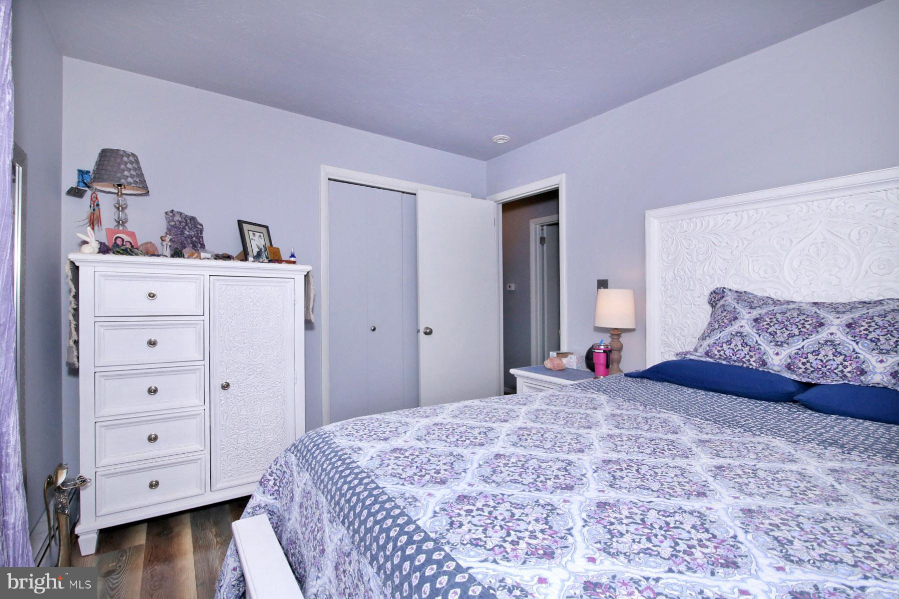 BLUE MOUNTAIN VIEW - Residential
