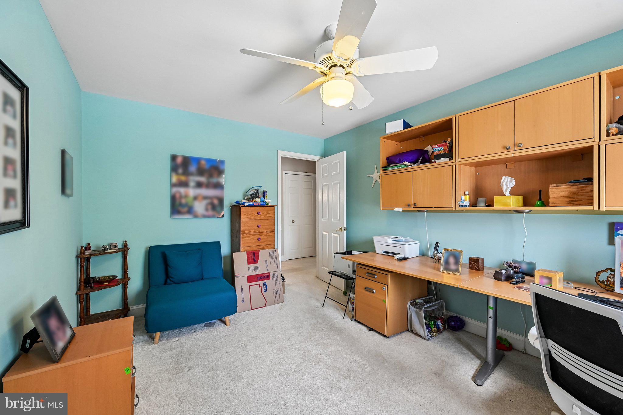 HUNTERS RUN - Residential