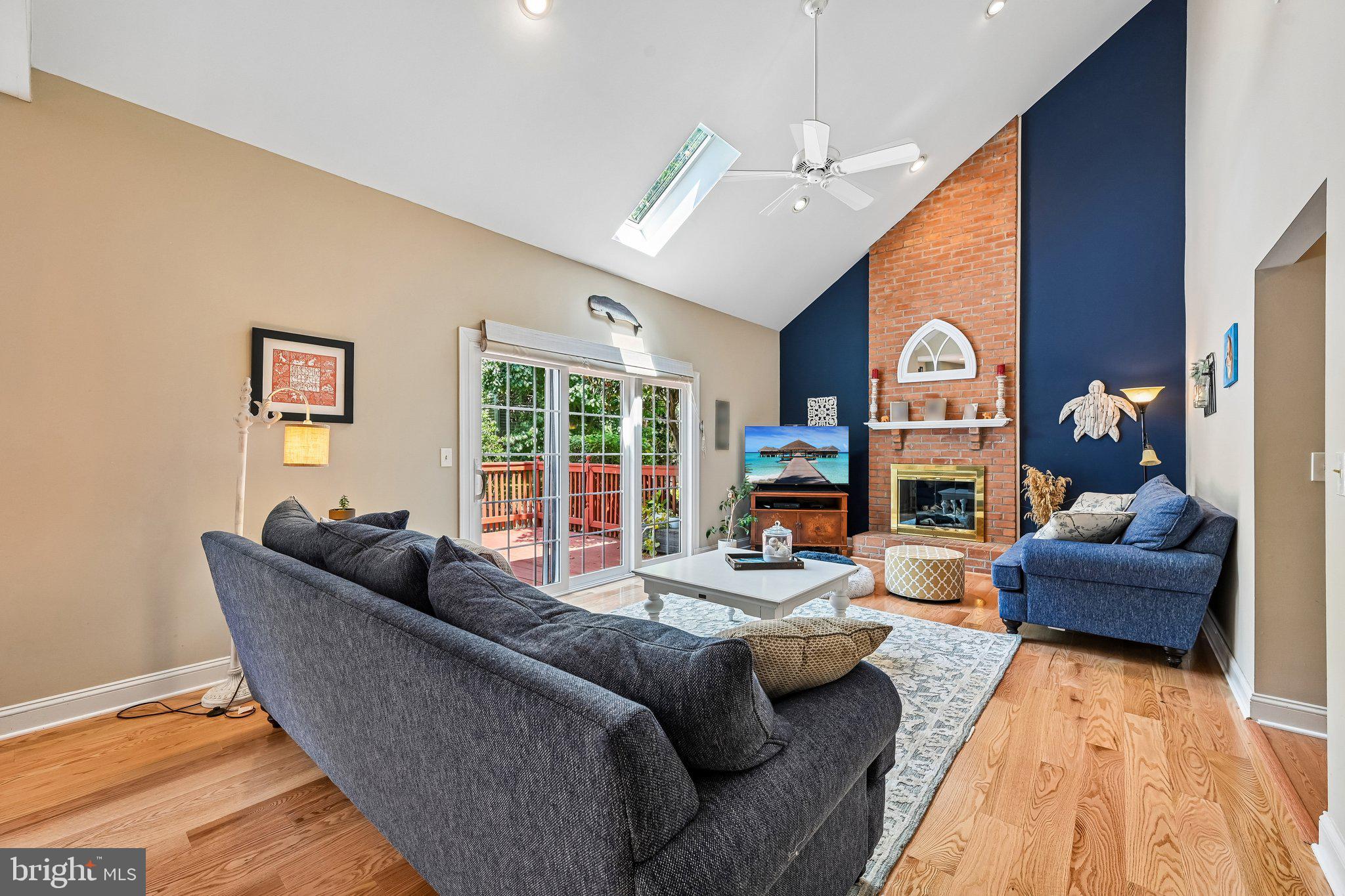 HUNTERS RUN - Residential