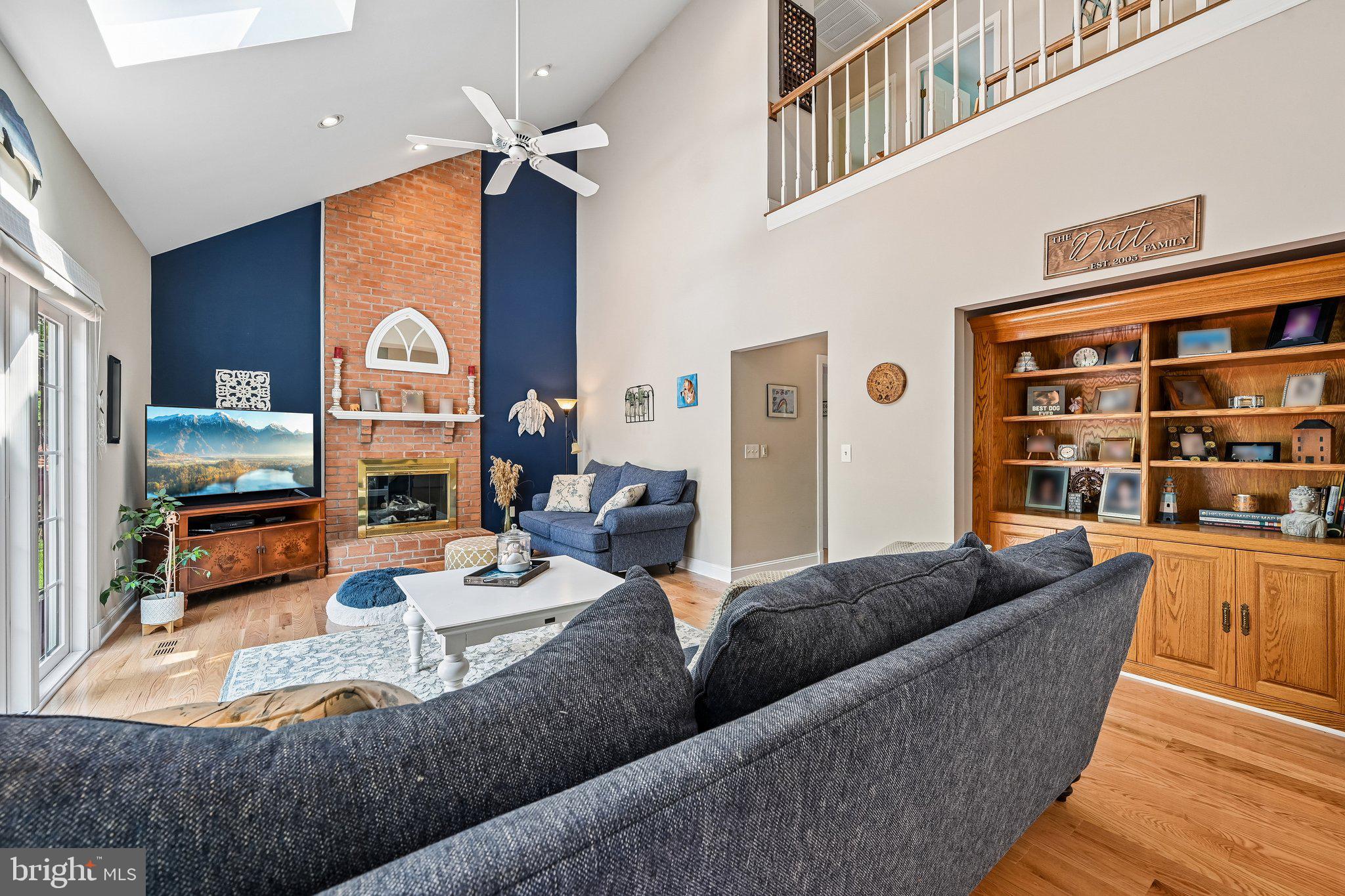 HUNTERS RUN - Residential