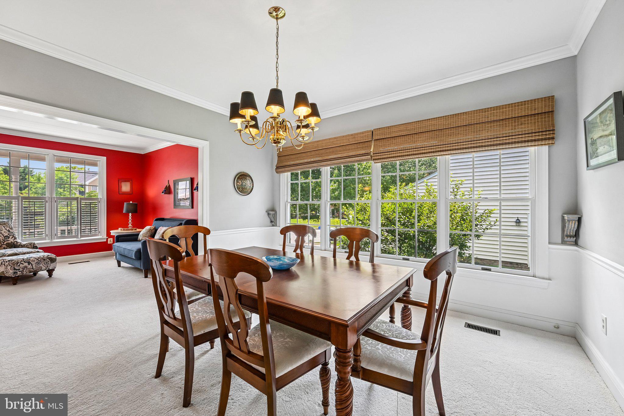 HUNTERS RUN - Residential