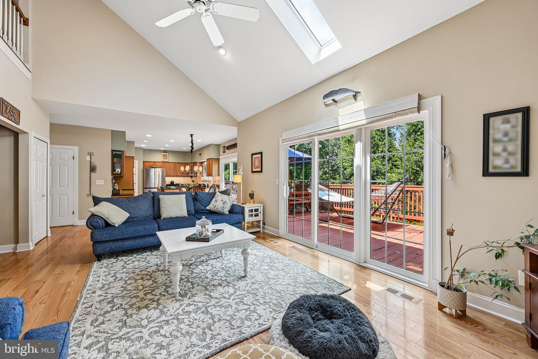 HUNTERS RUN - Residential