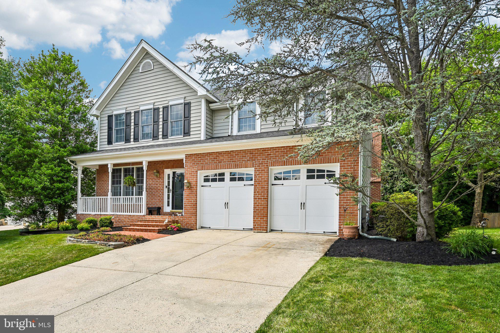 HUNTERS RUN - Residential
