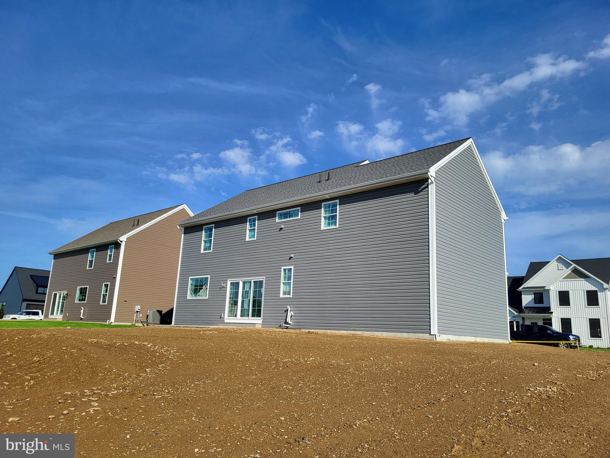 RIVER RIDGE HILLS - Residential