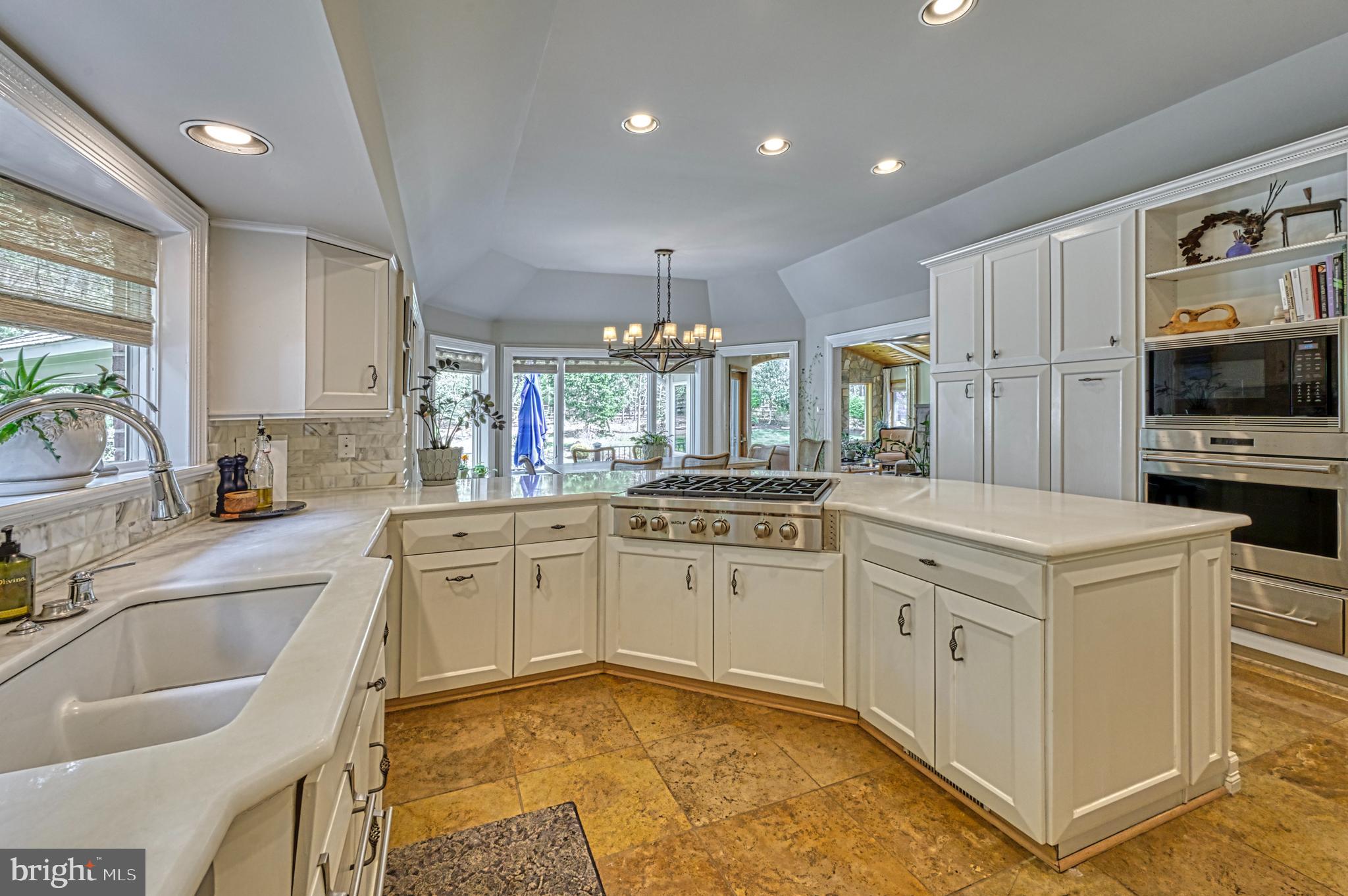 HUNTERS PLACE - Residential