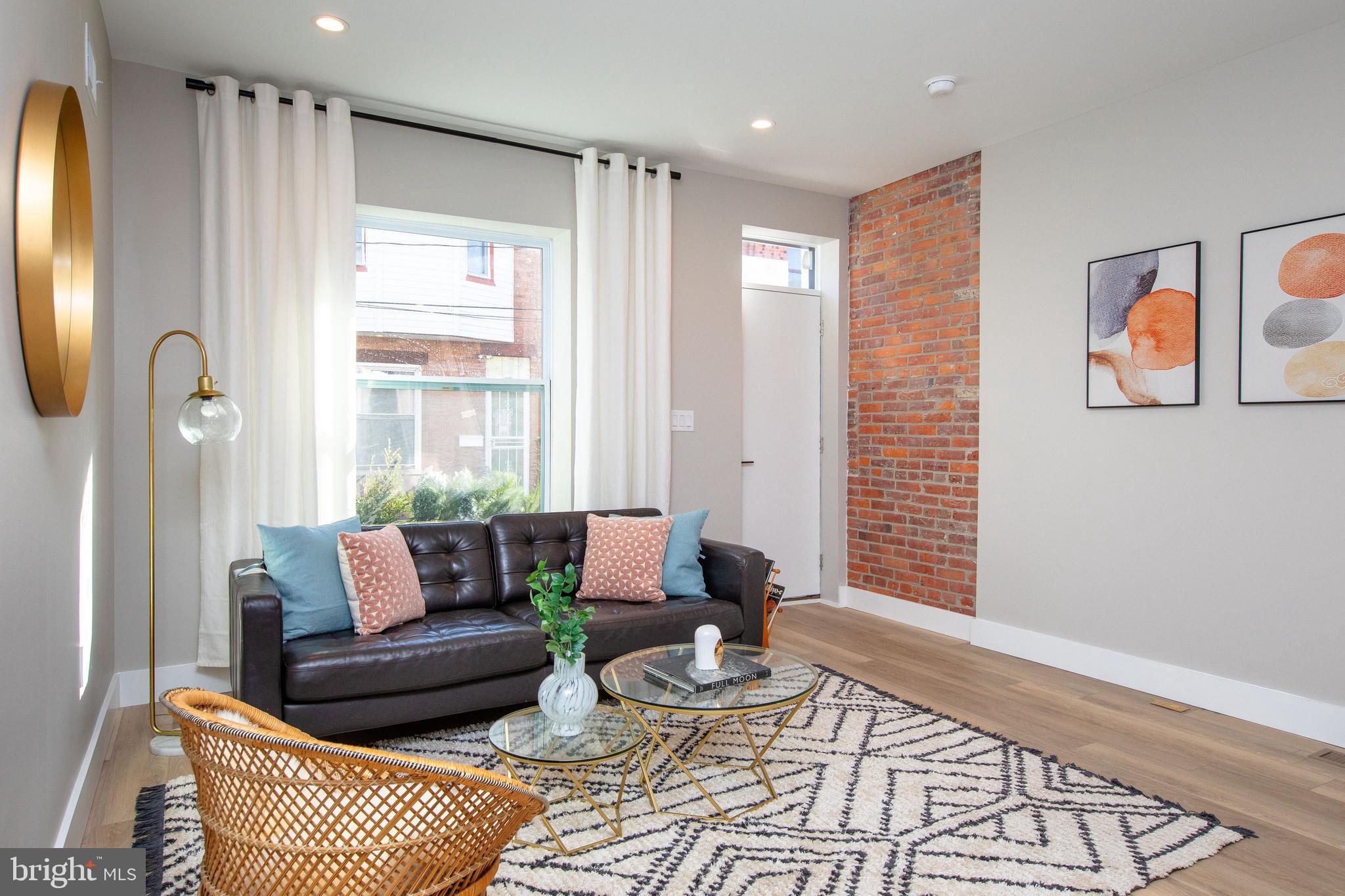 WEST PASSYUNK - Residential
