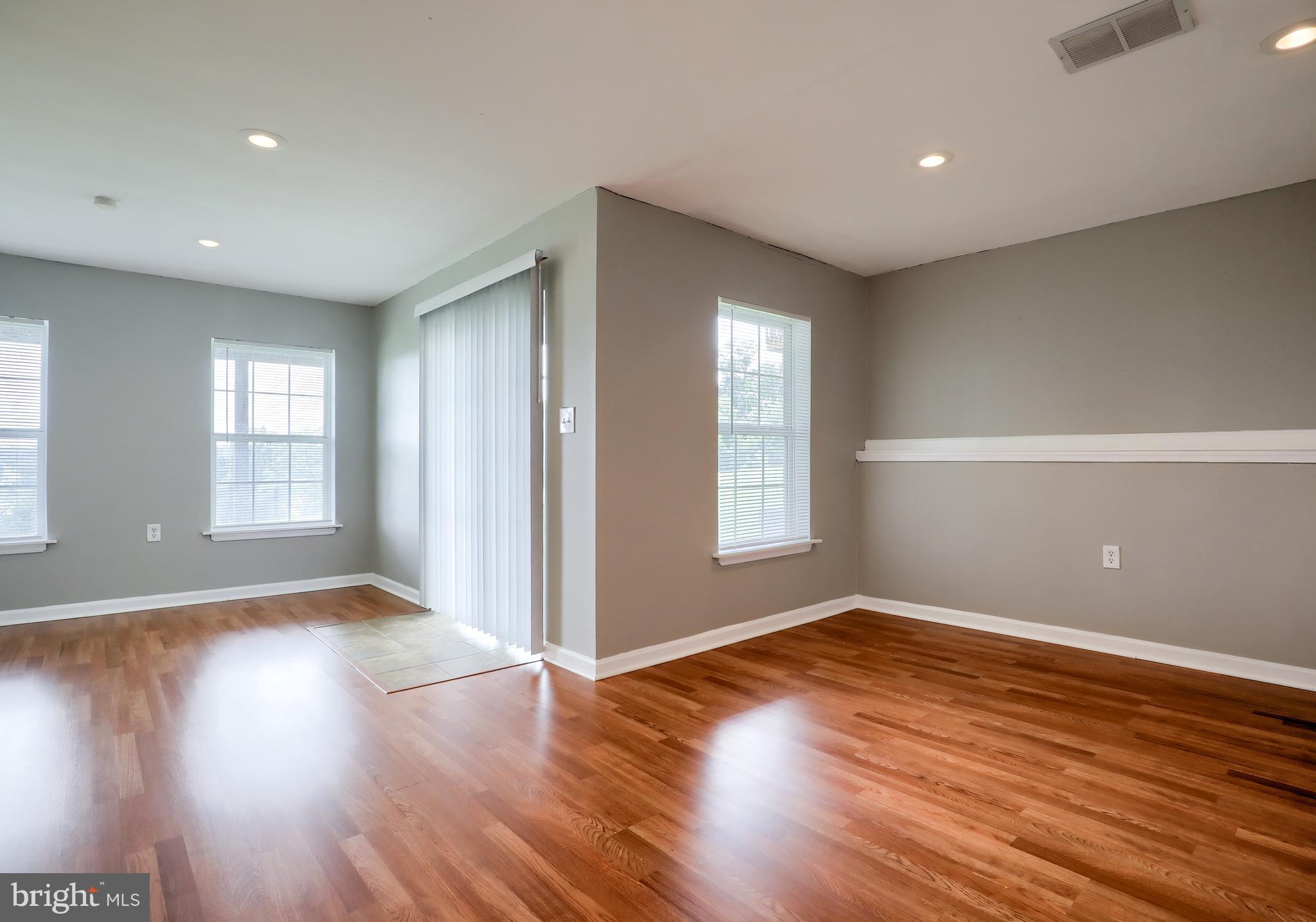 PEACEFIELDS - Residential
