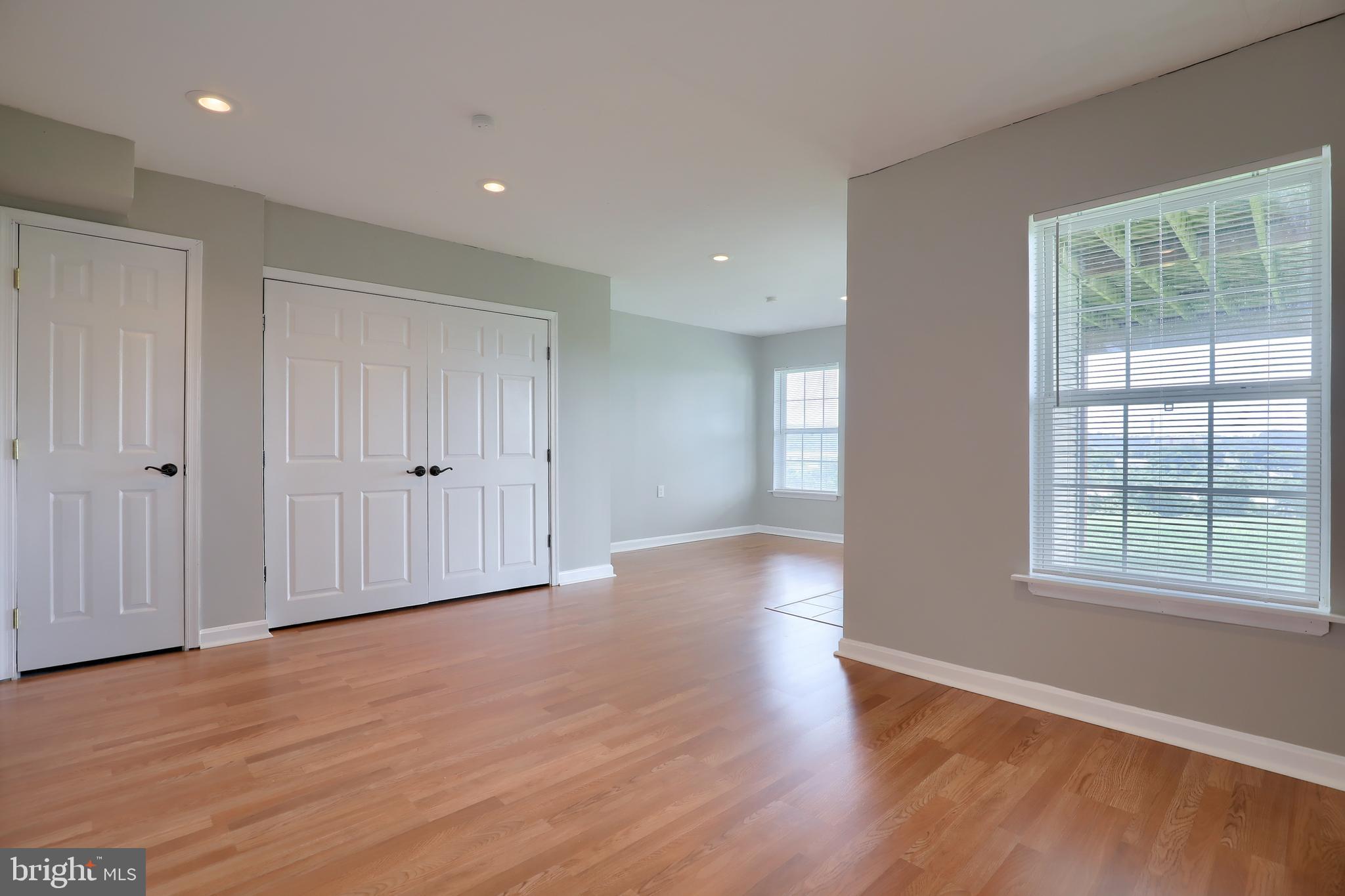 PEACEFIELDS - Residential