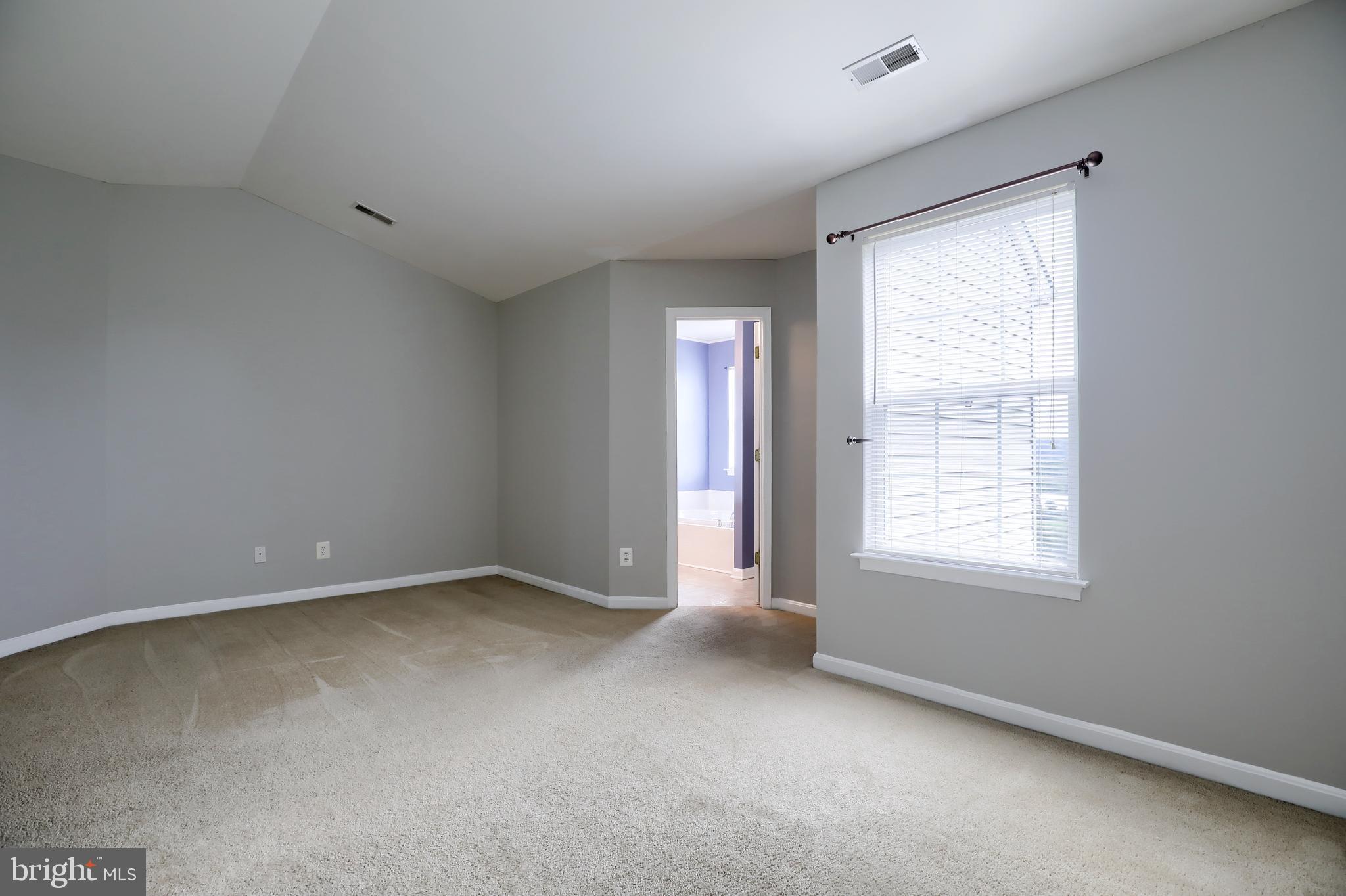 PEACEFIELDS - Residential