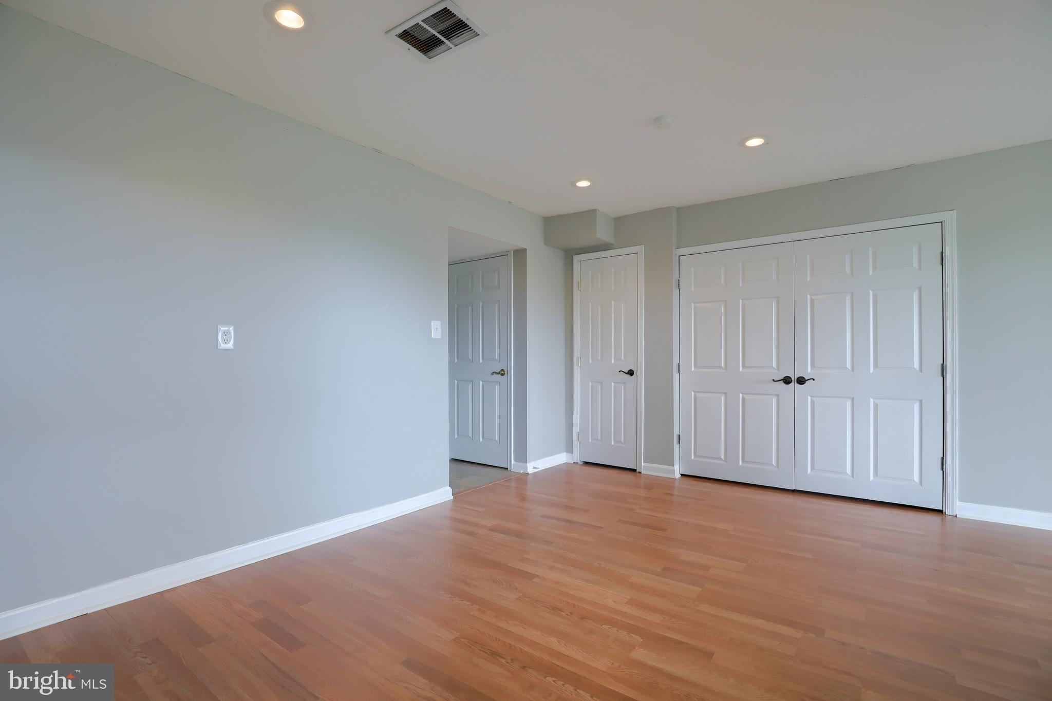 PEACEFIELDS - Residential