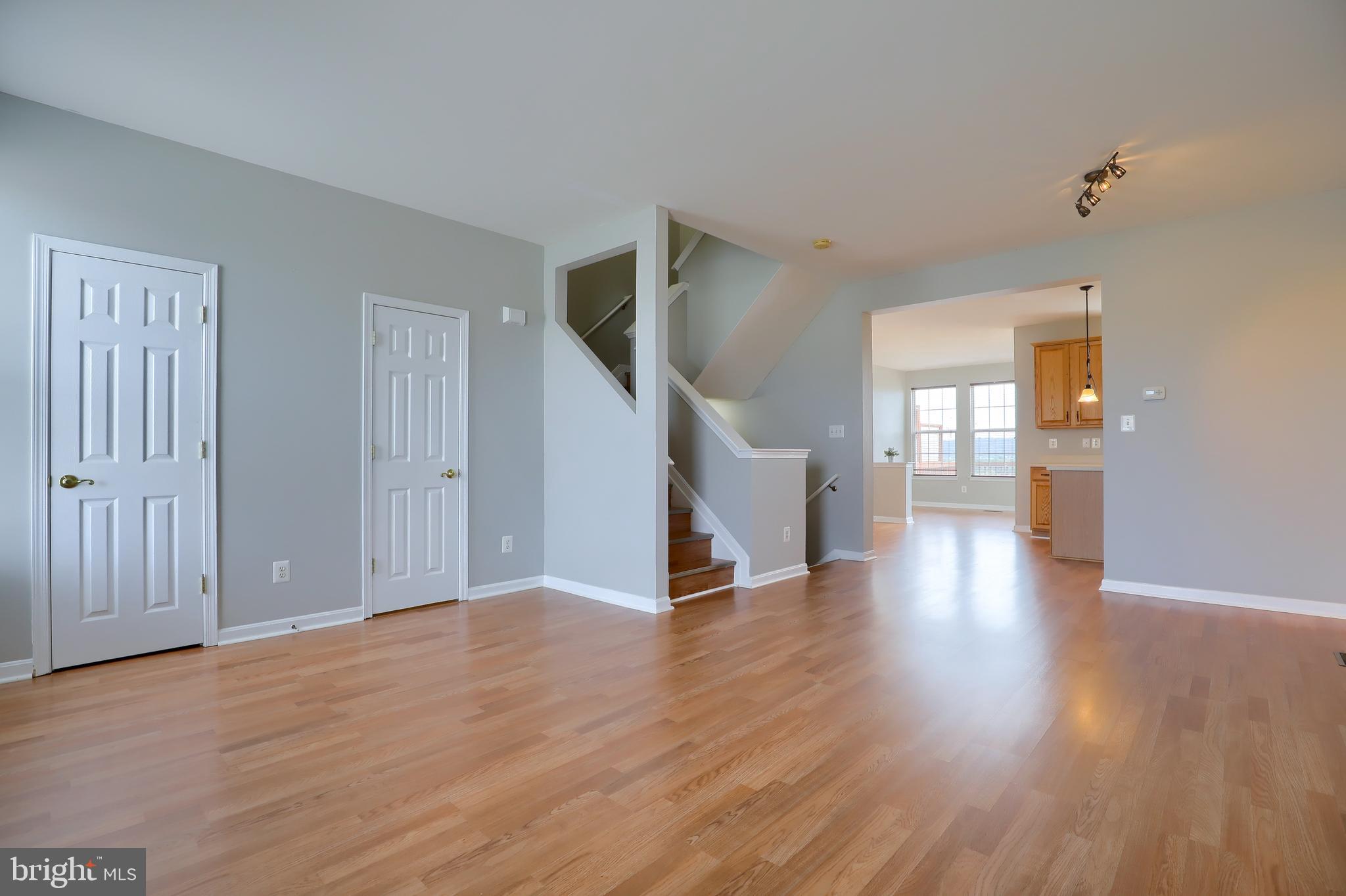 PEACEFIELDS - Residential