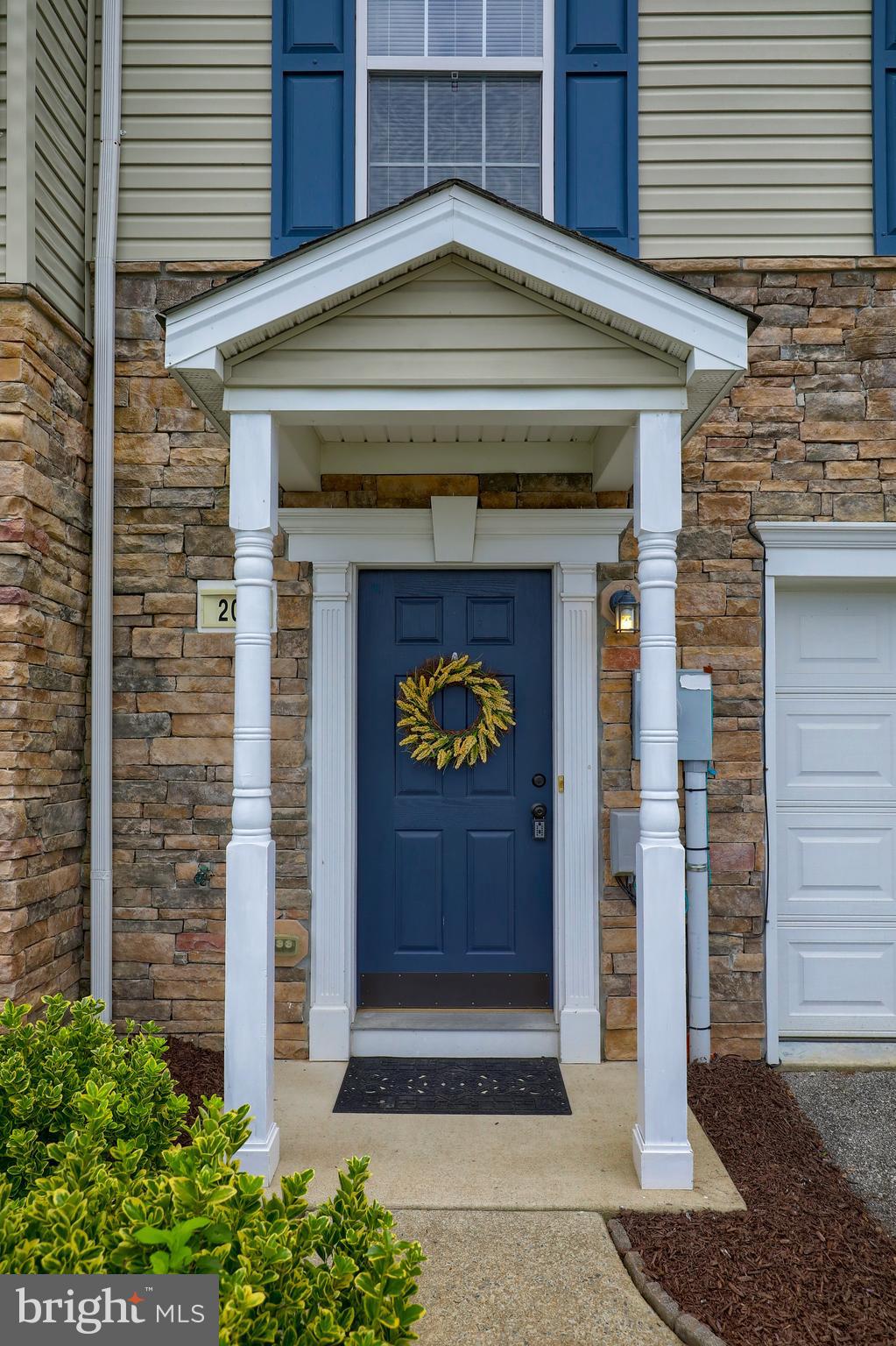 PEACEFIELDS - Residential