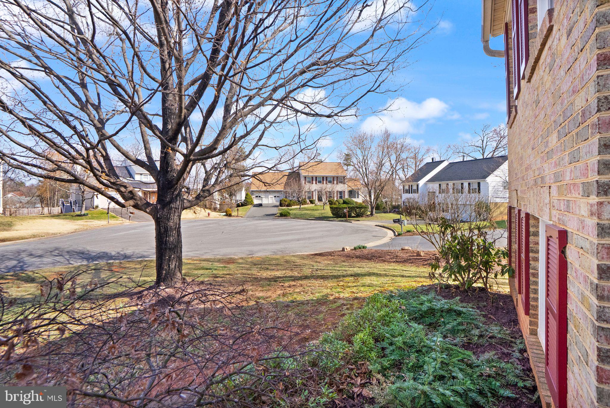 CARDINAL GLEN - Residential
