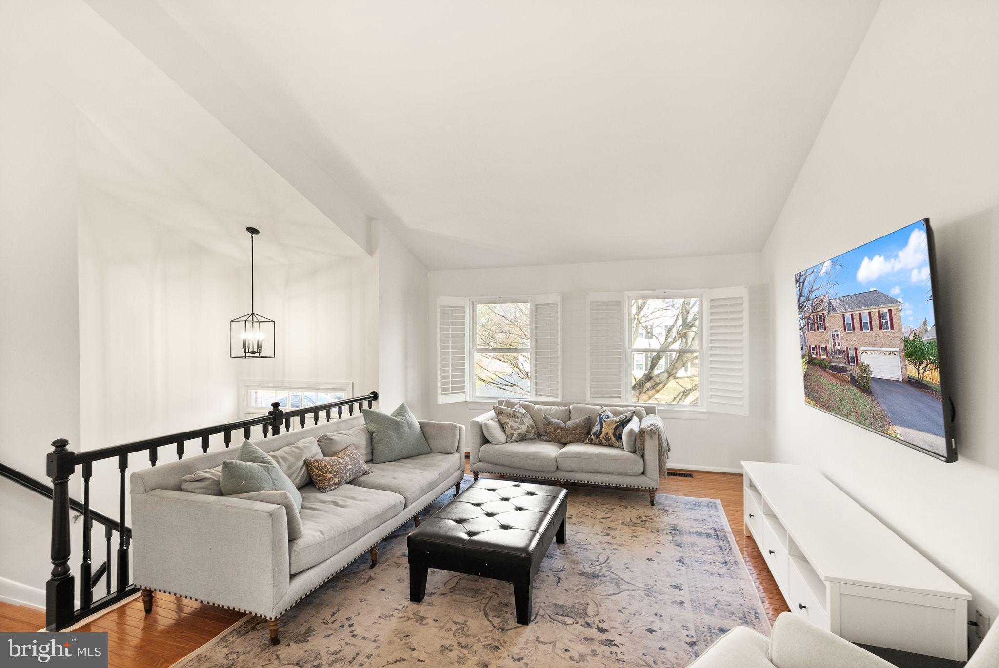 CARDINAL GLEN - Residential