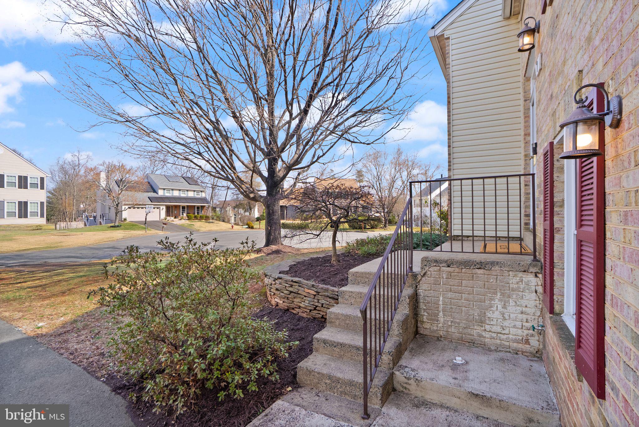 CARDINAL GLEN - Residential
