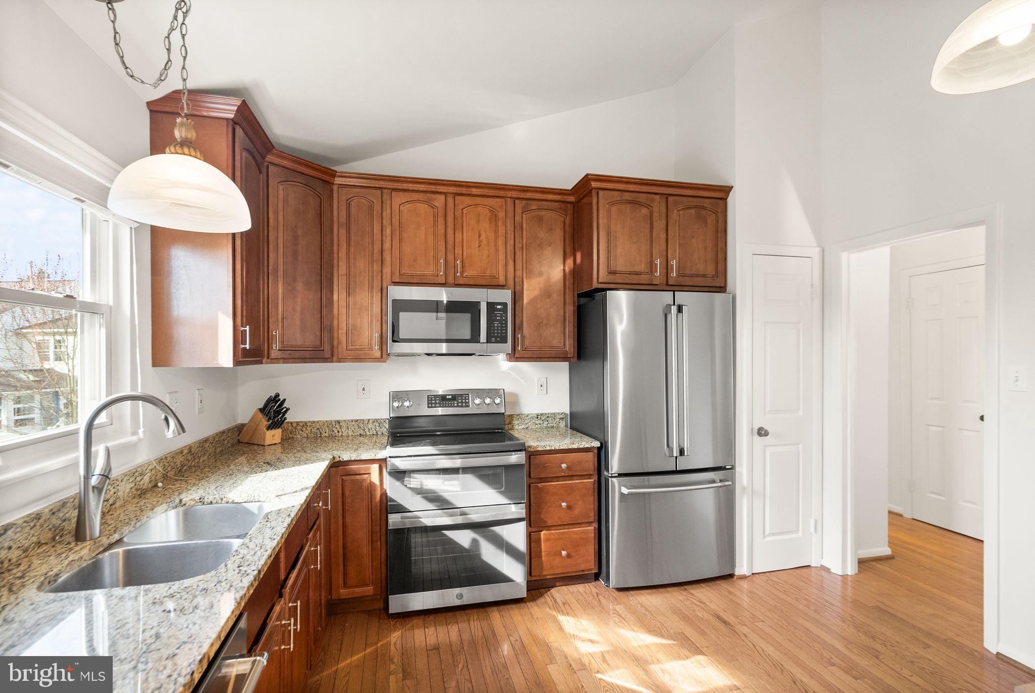 CARDINAL GLEN - Residential