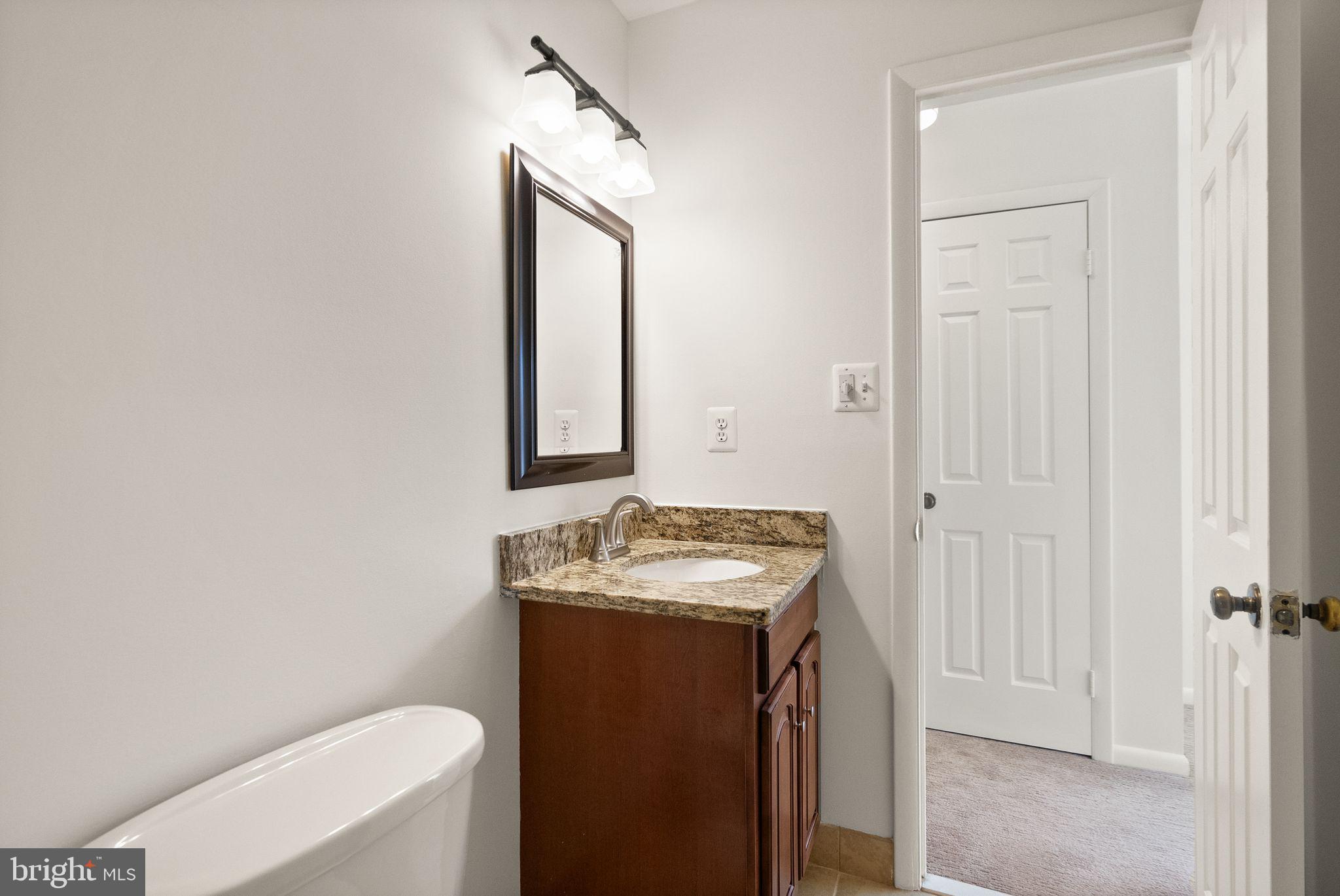 CARDINAL GLEN - Residential