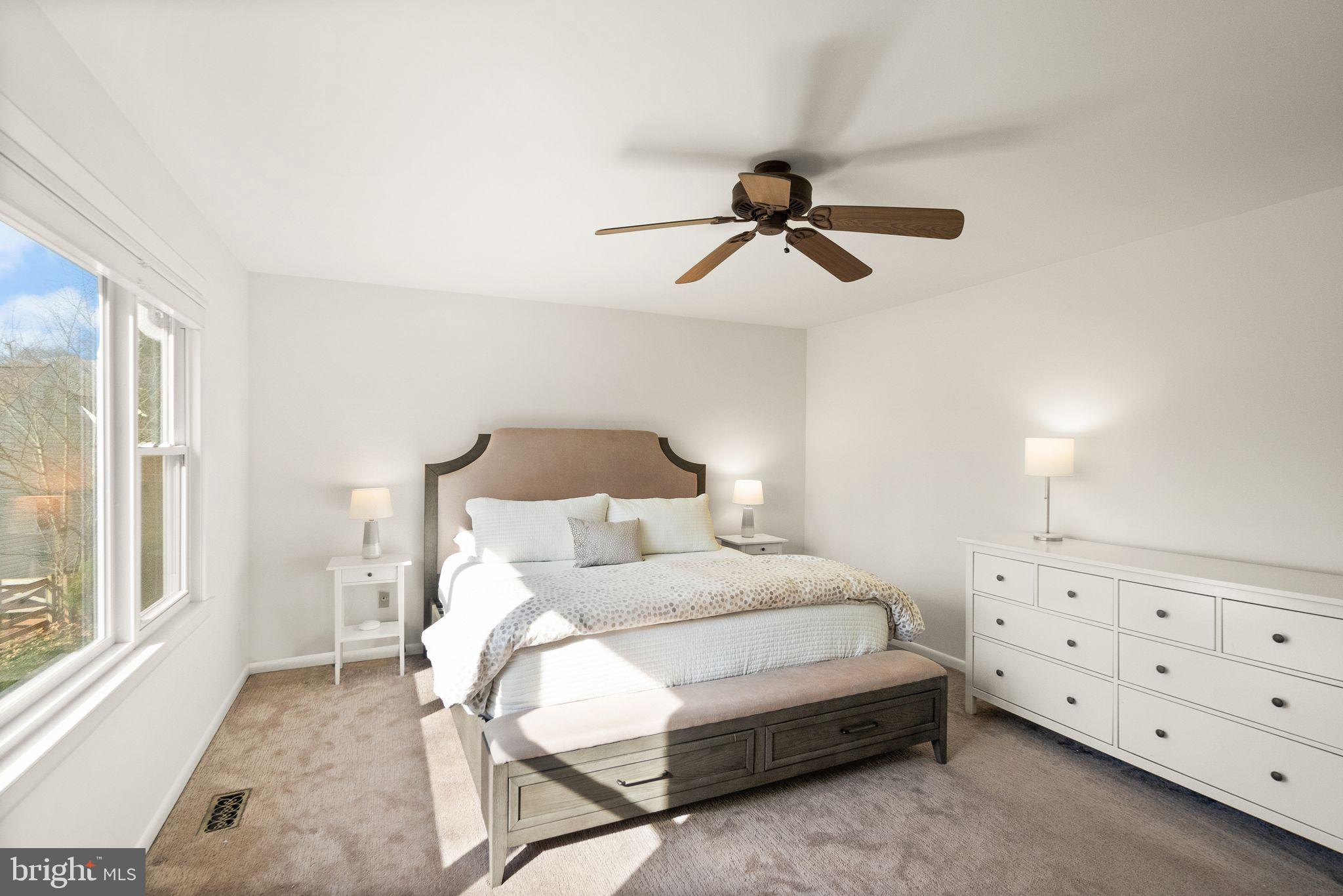 CARDINAL GLEN - Residential