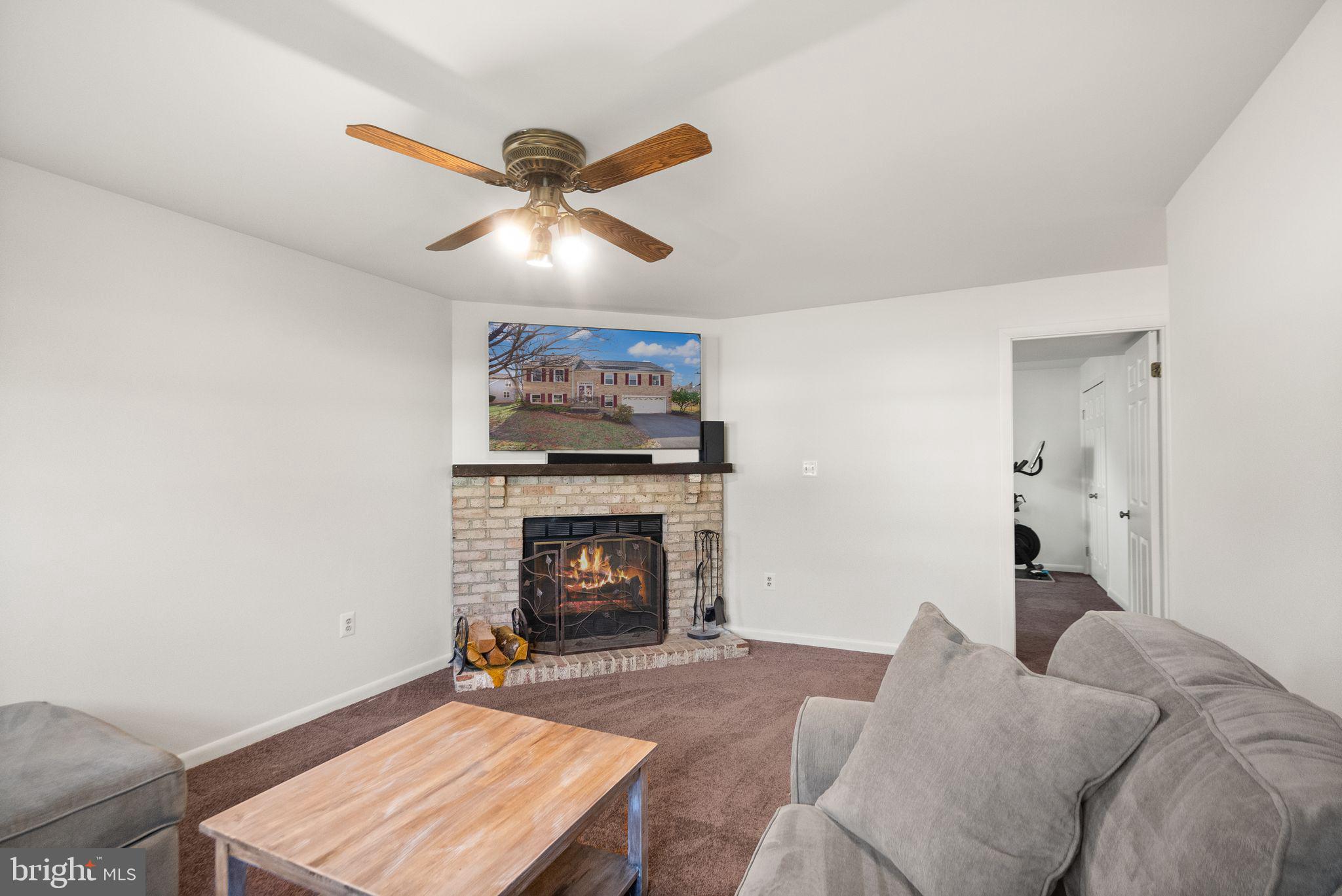 CARDINAL GLEN - Residential