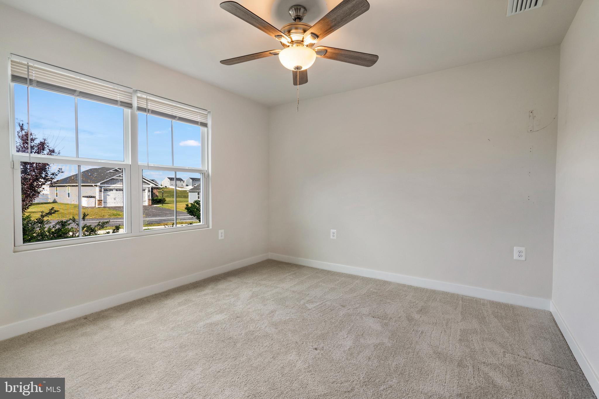 CARDINAL POINTE - Residential