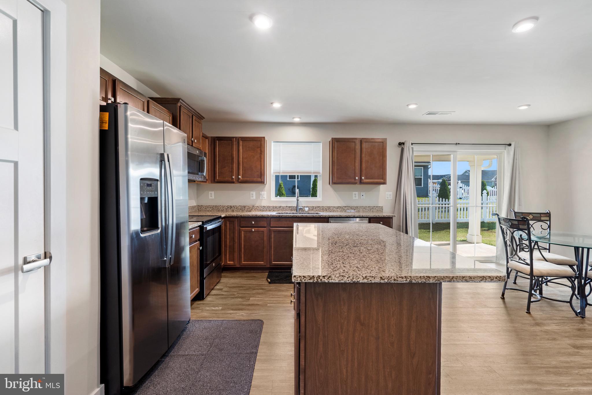 CARDINAL POINTE - Residential