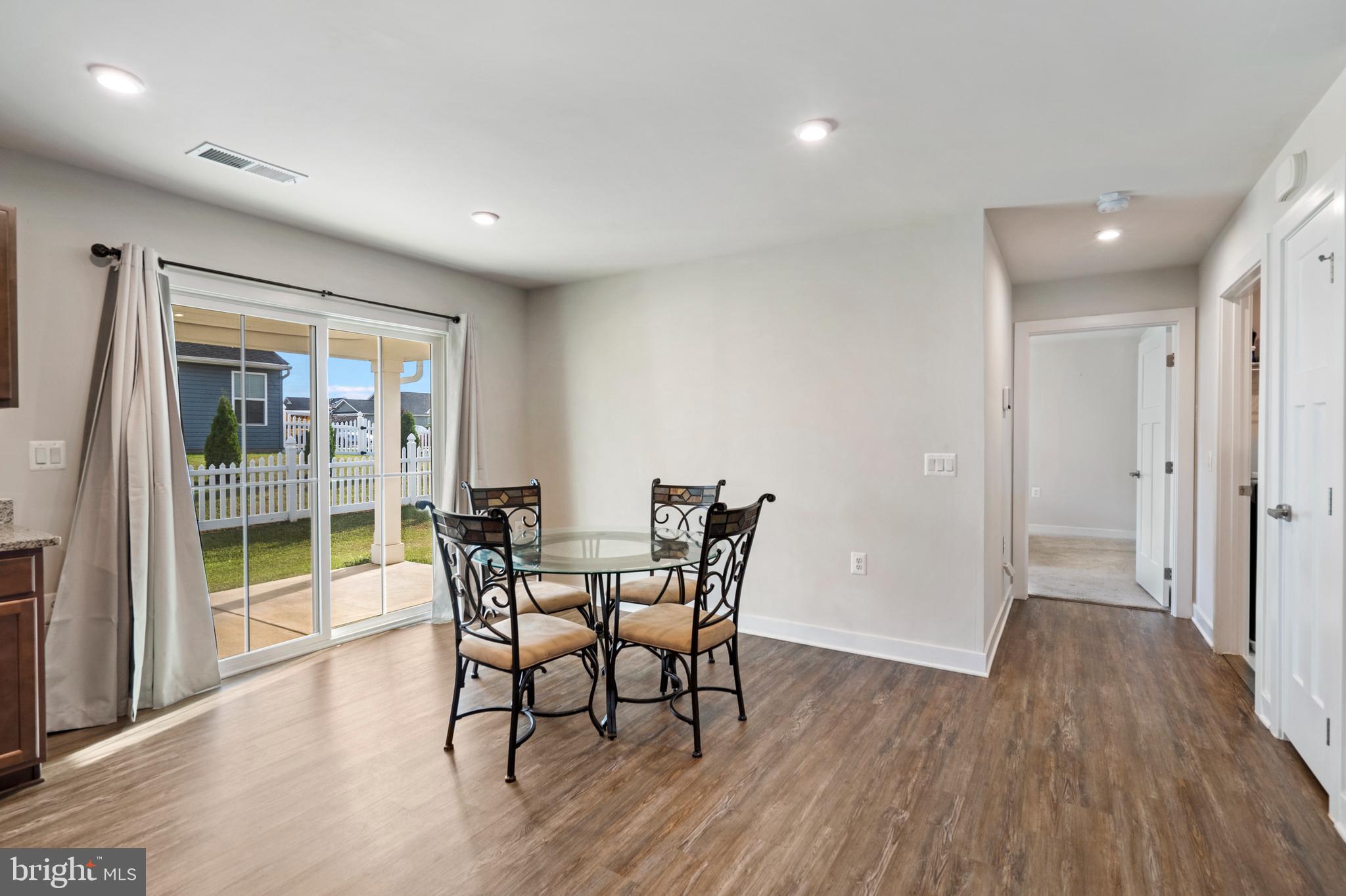CARDINAL POINTE - Residential