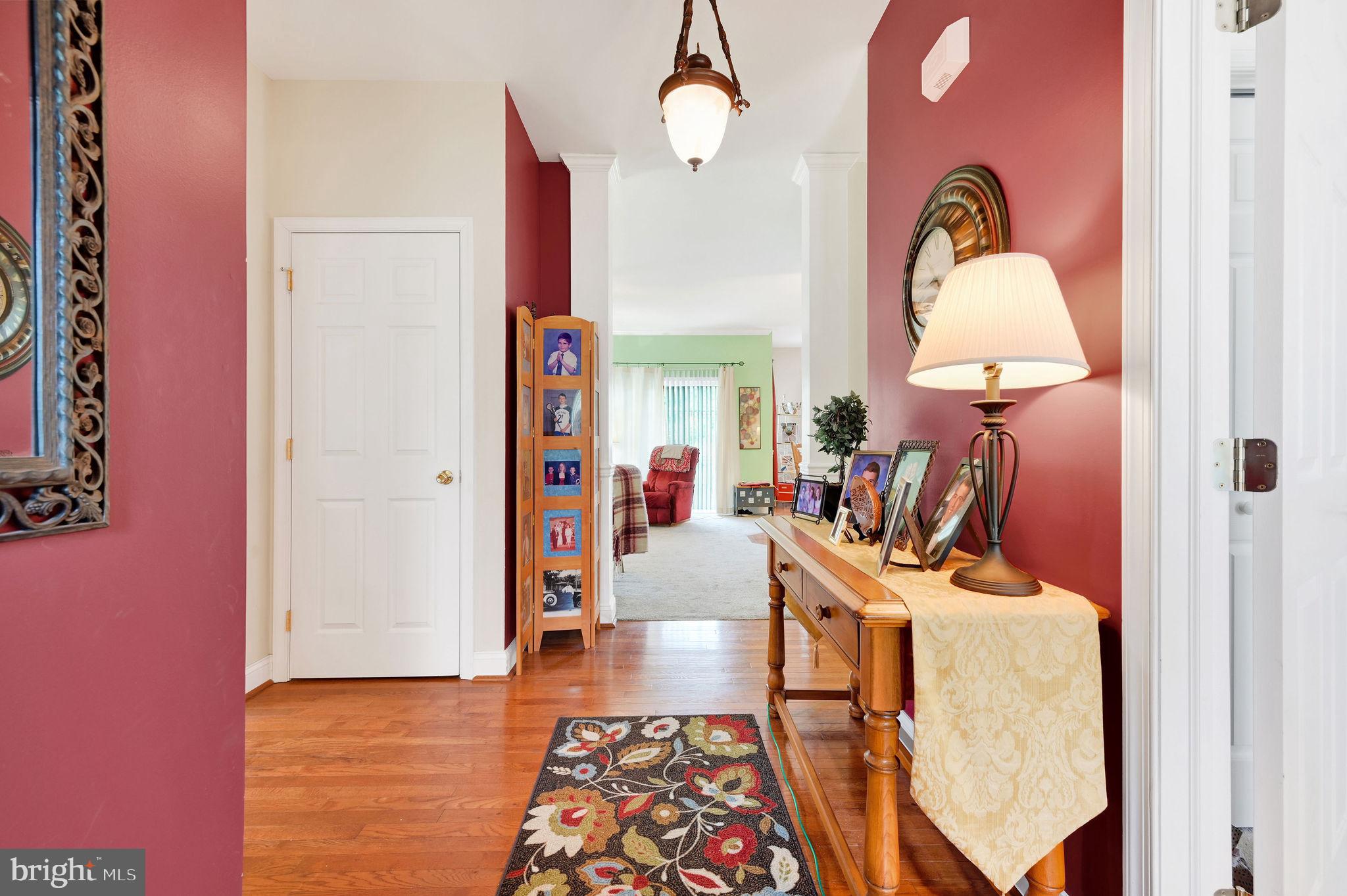 VICTORIA MEADOWS - Residential