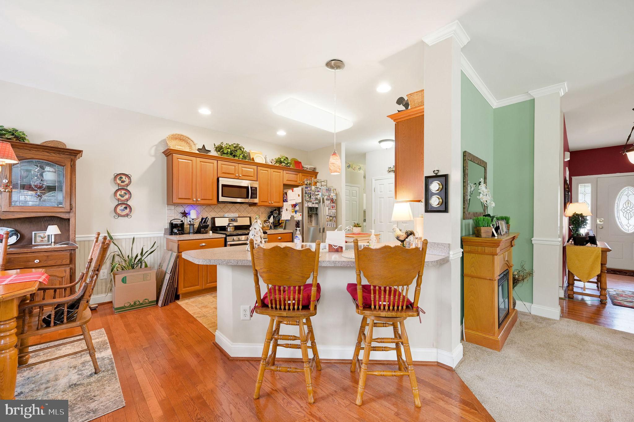 VICTORIA MEADOWS - Residential