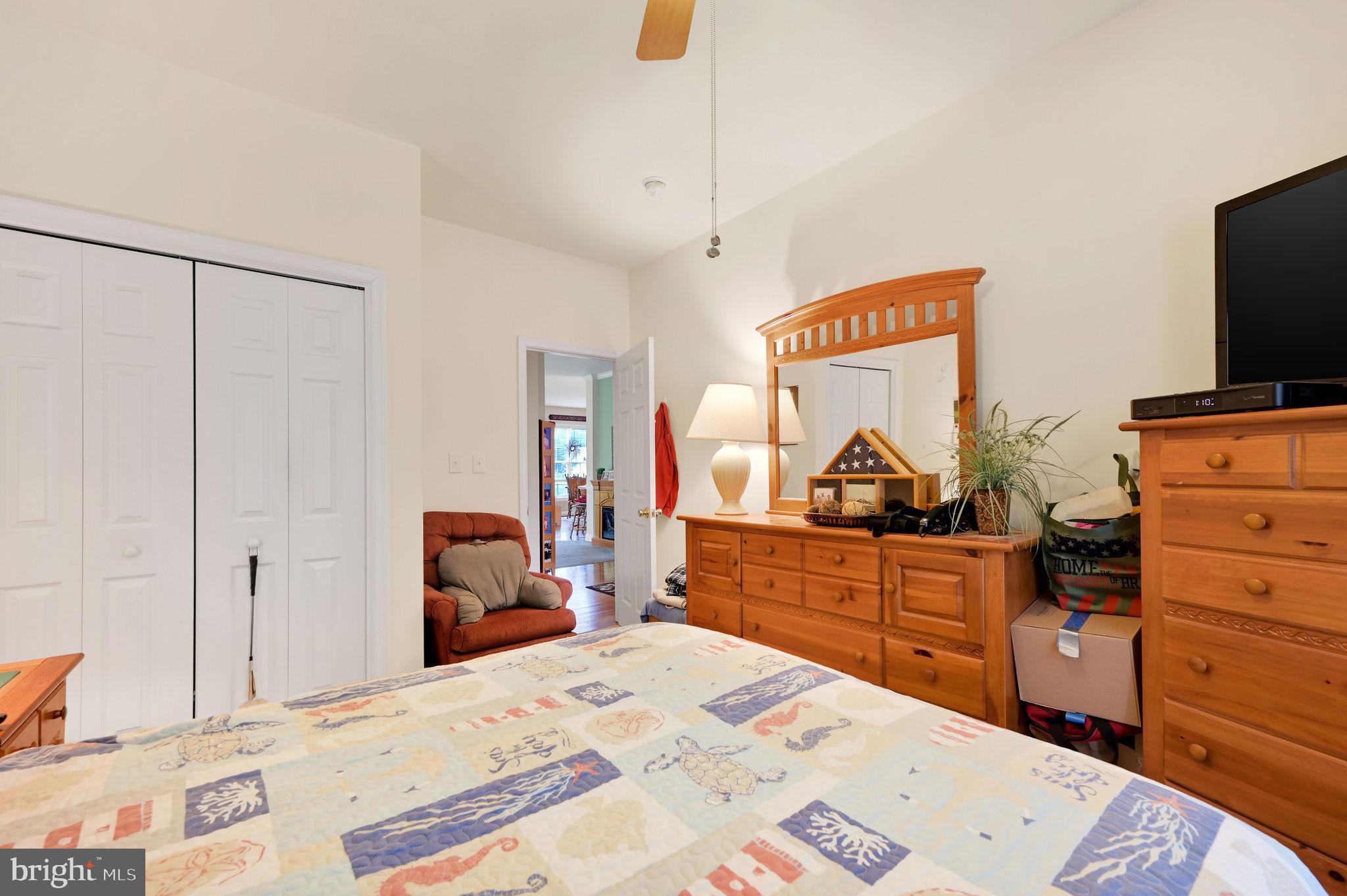 VICTORIA MEADOWS - Residential