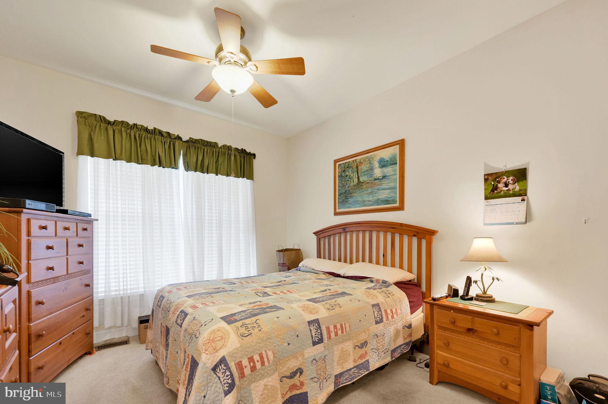 VICTORIA MEADOWS - Residential