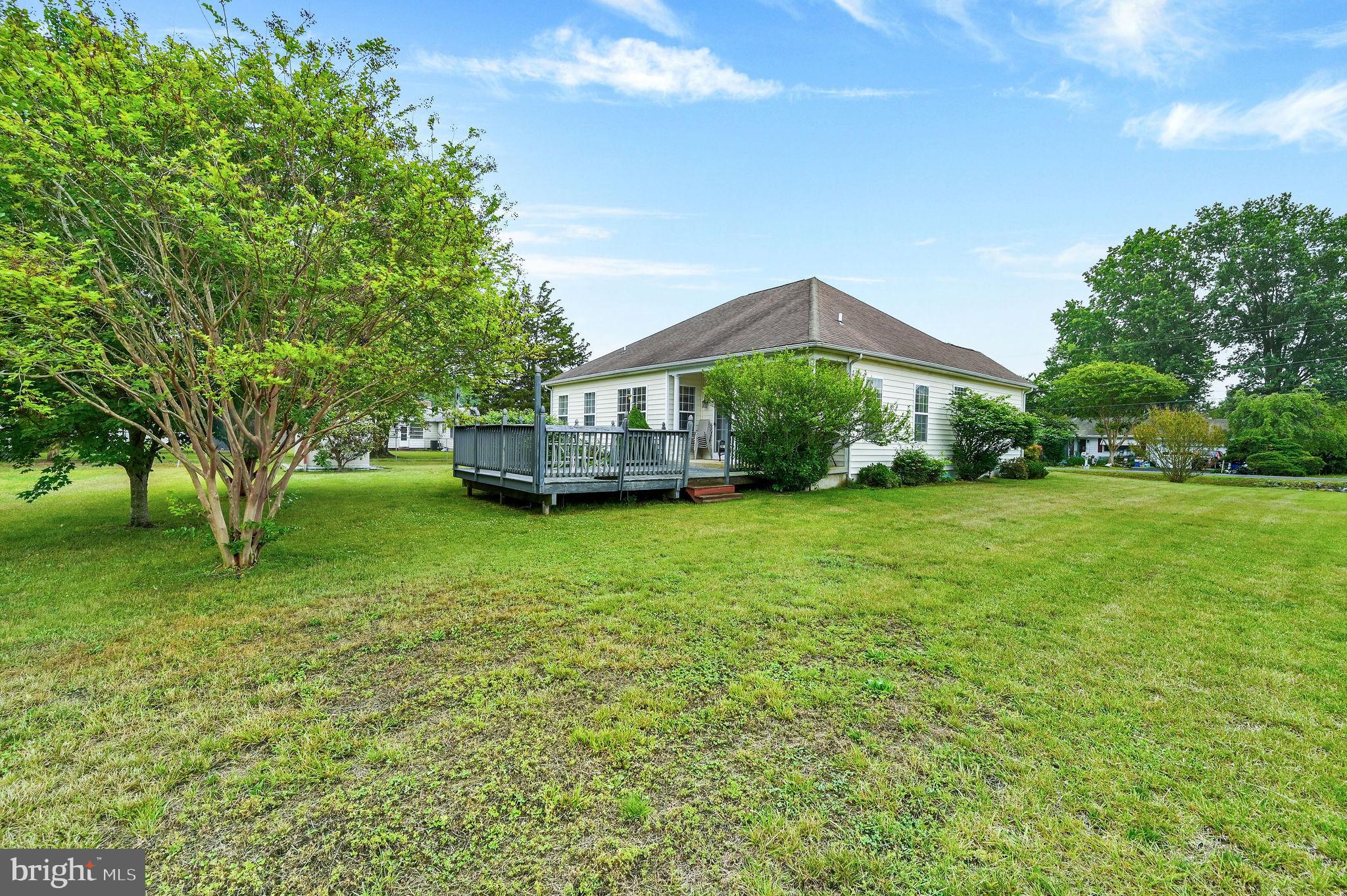 VICTORIA MEADOWS - Residential