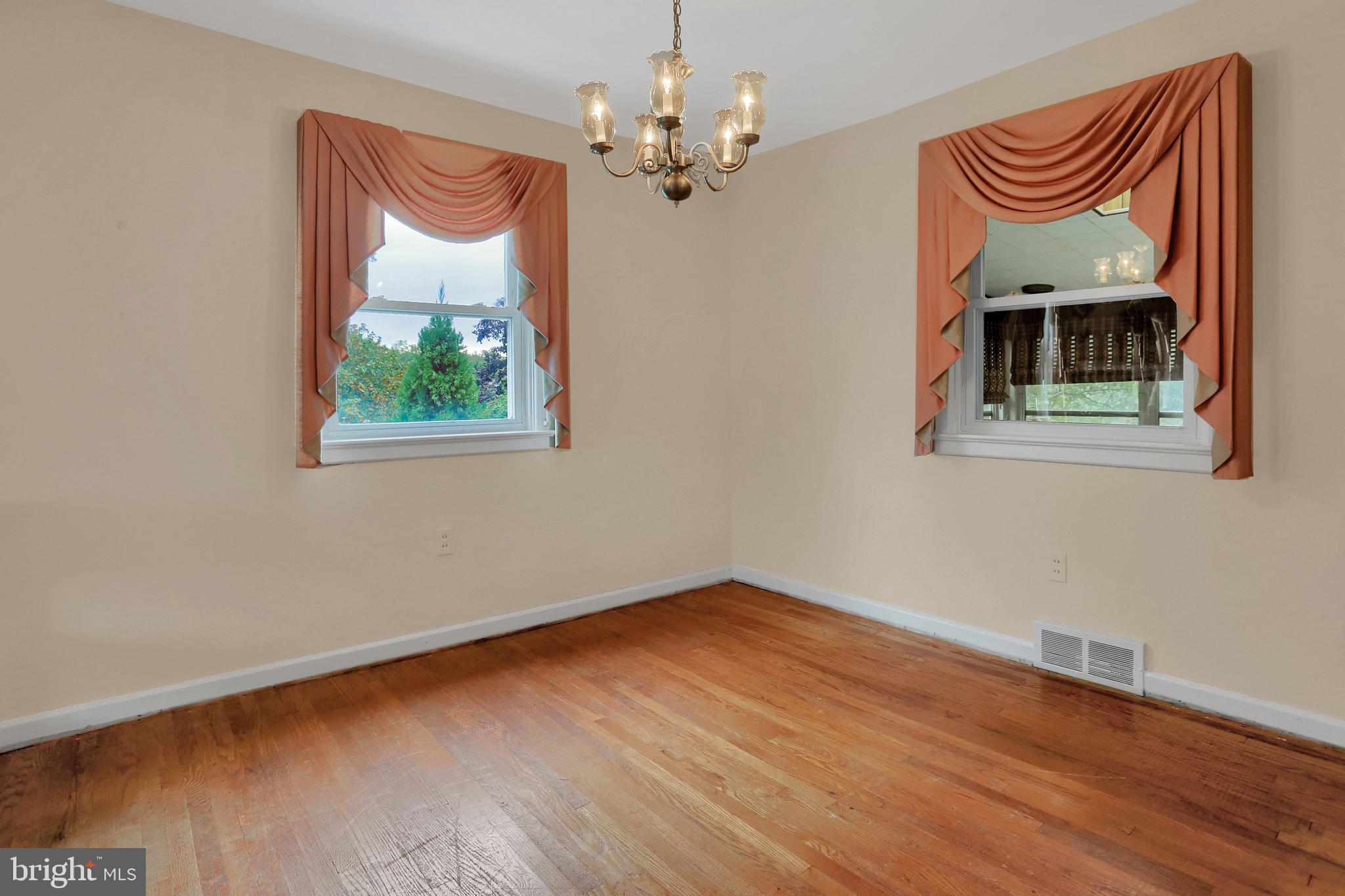 SPRINGETTSBURY TWP - Residential