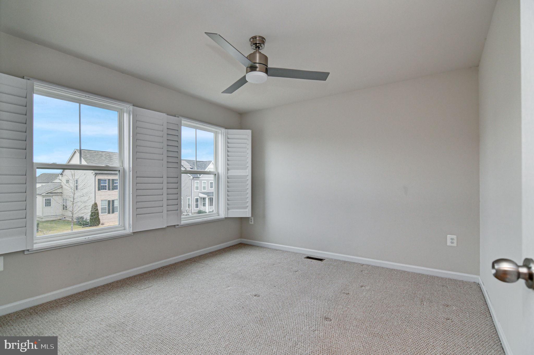 EMBREY MILL - Residential Lease