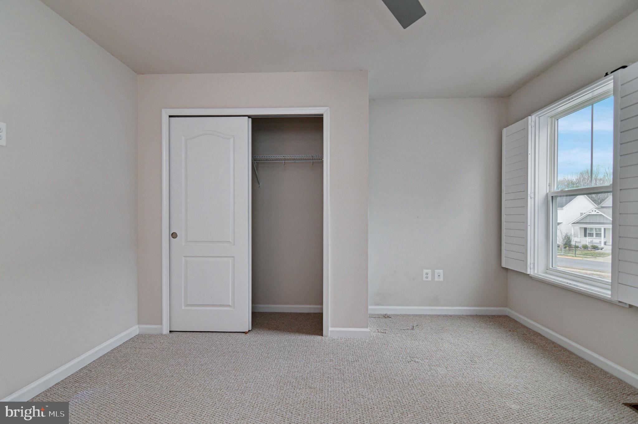 EMBREY MILL - Residential Lease