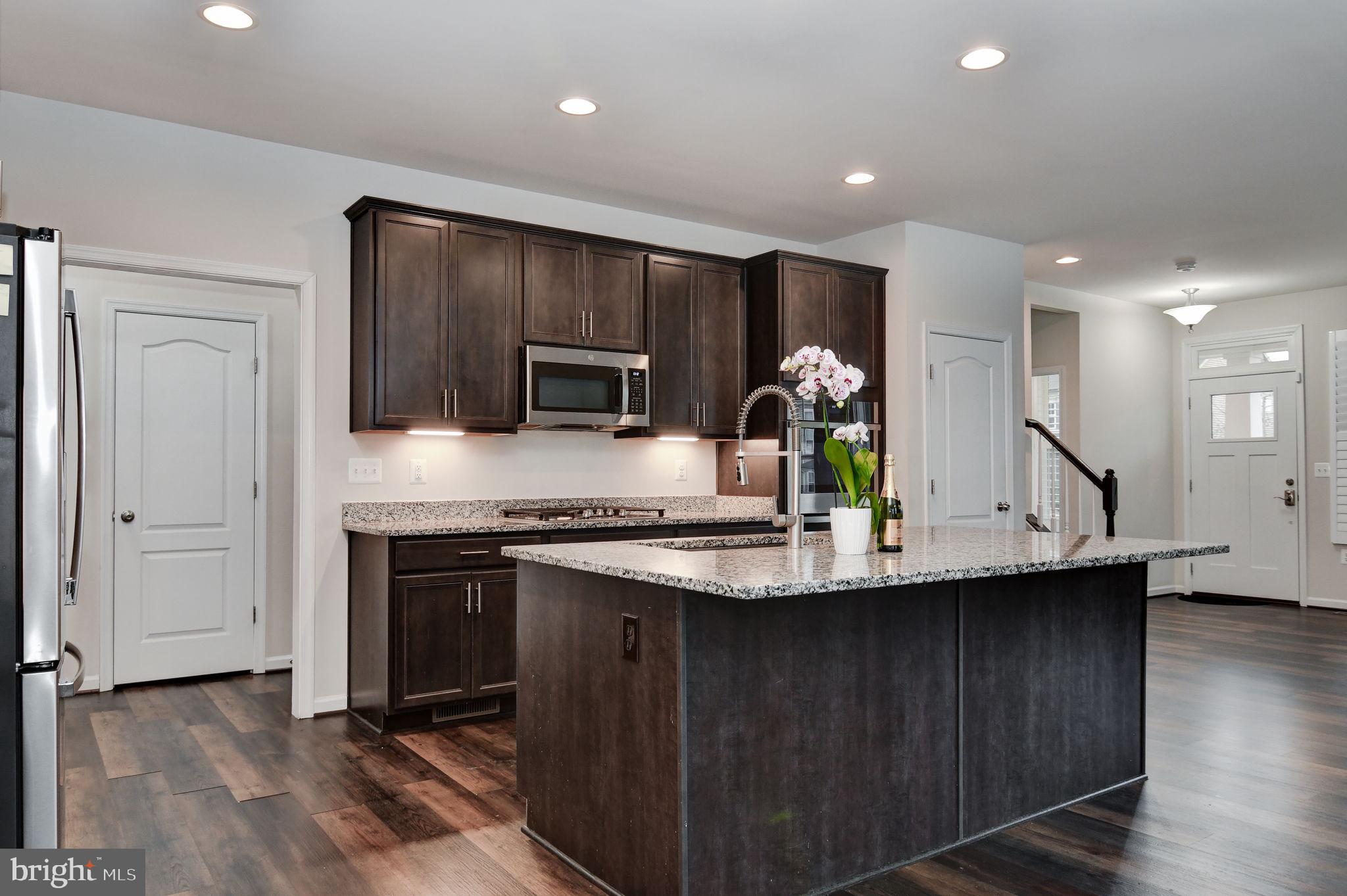 EMBREY MILL - Residential Lease